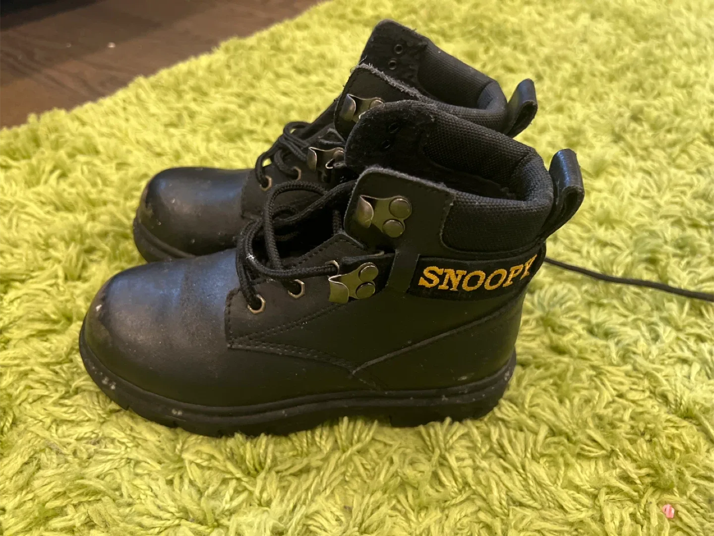 Snoopy Black Boots - Size US 1 image indicator(4)