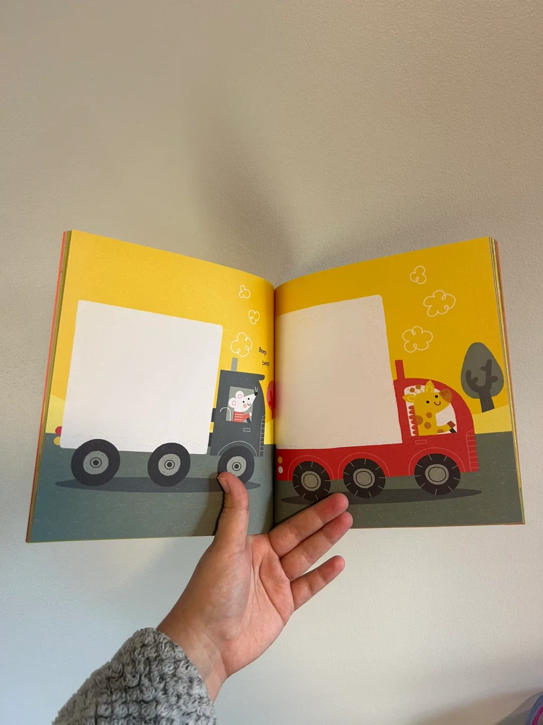 Usborne Colouring & Sticker Books Bundle image indicator(2)