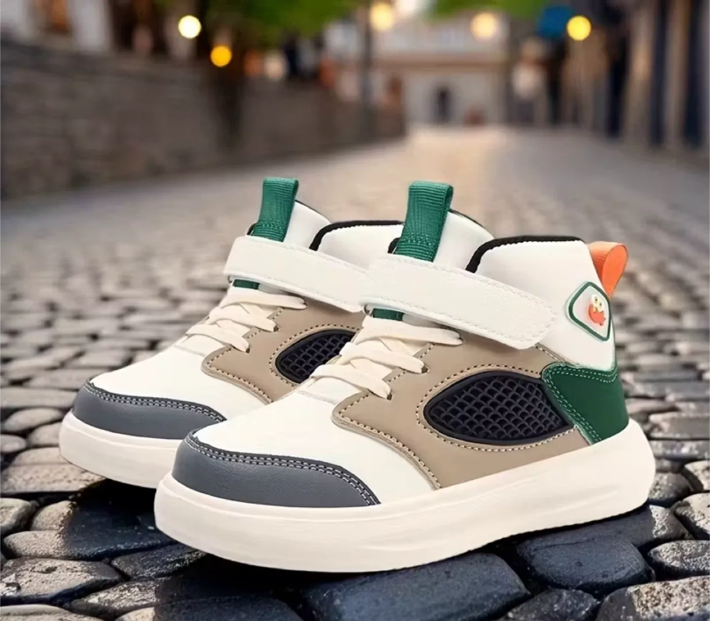 Kids' High-Top Sneakers - White, Green, & Brown image indicator(3)