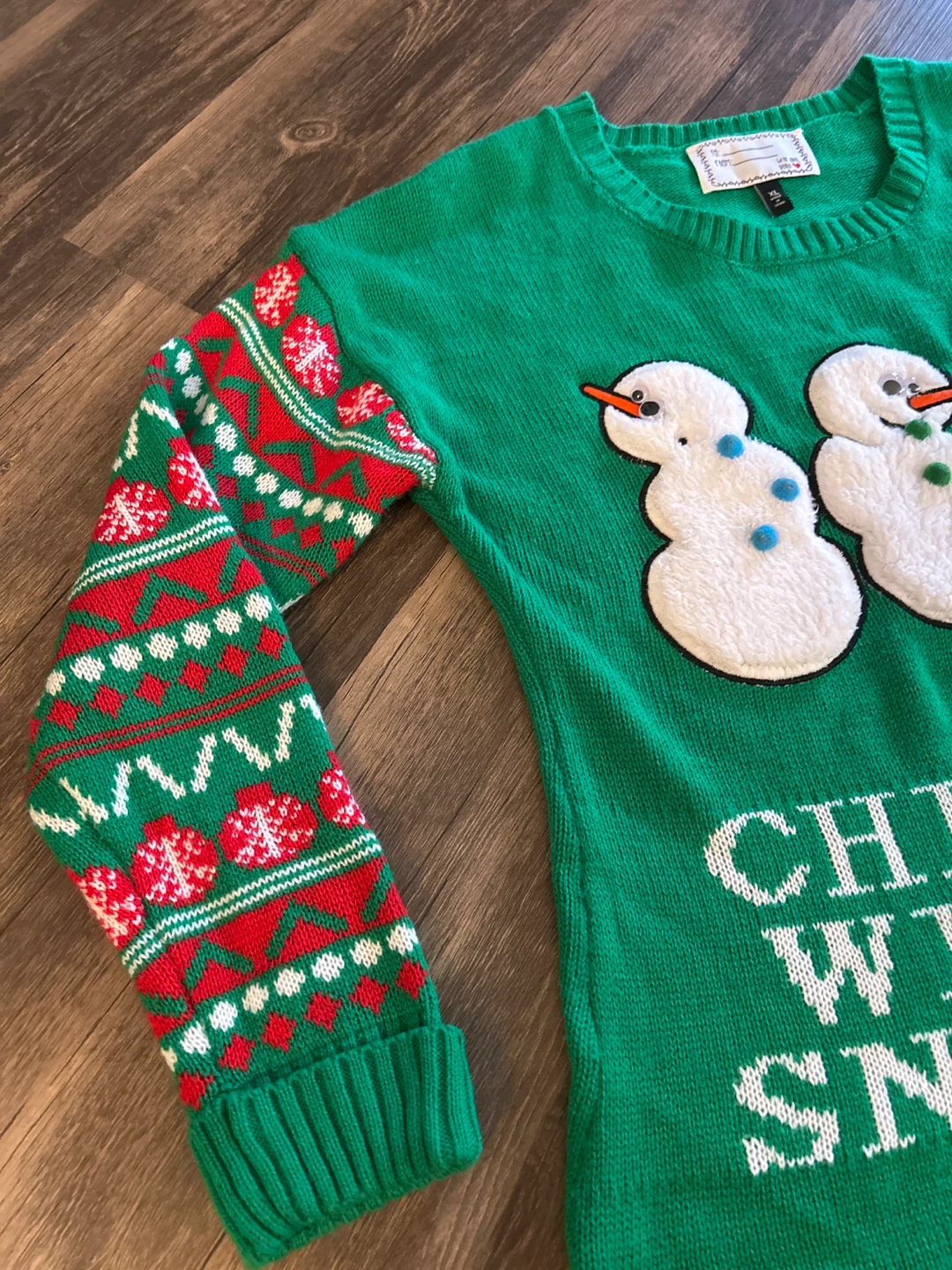 Green XL Christmas 🎄 Sweater - "Chilling With My Snowmies" - photo 4