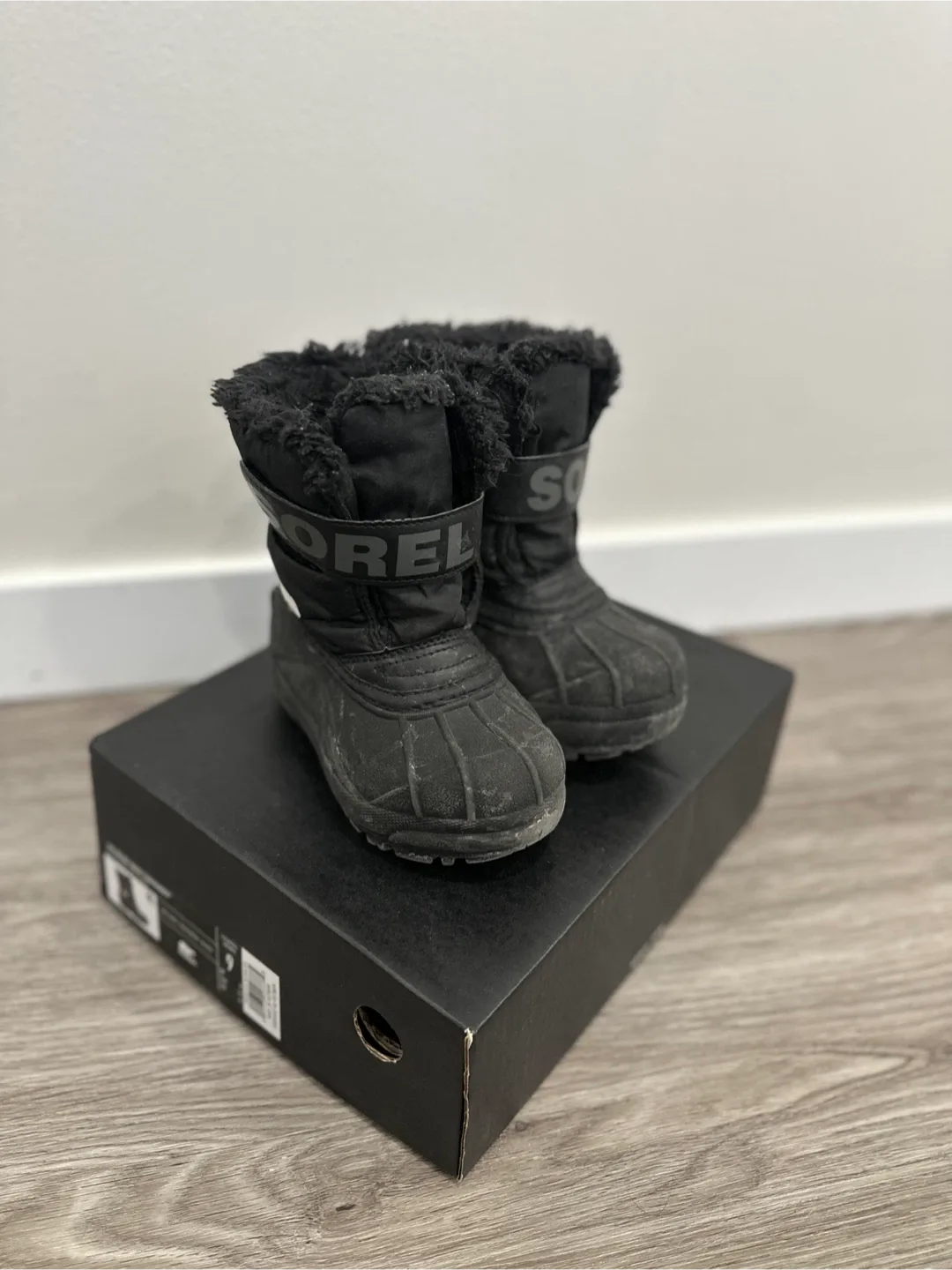 Sorel Children's Snow Commander Boots - Size 9