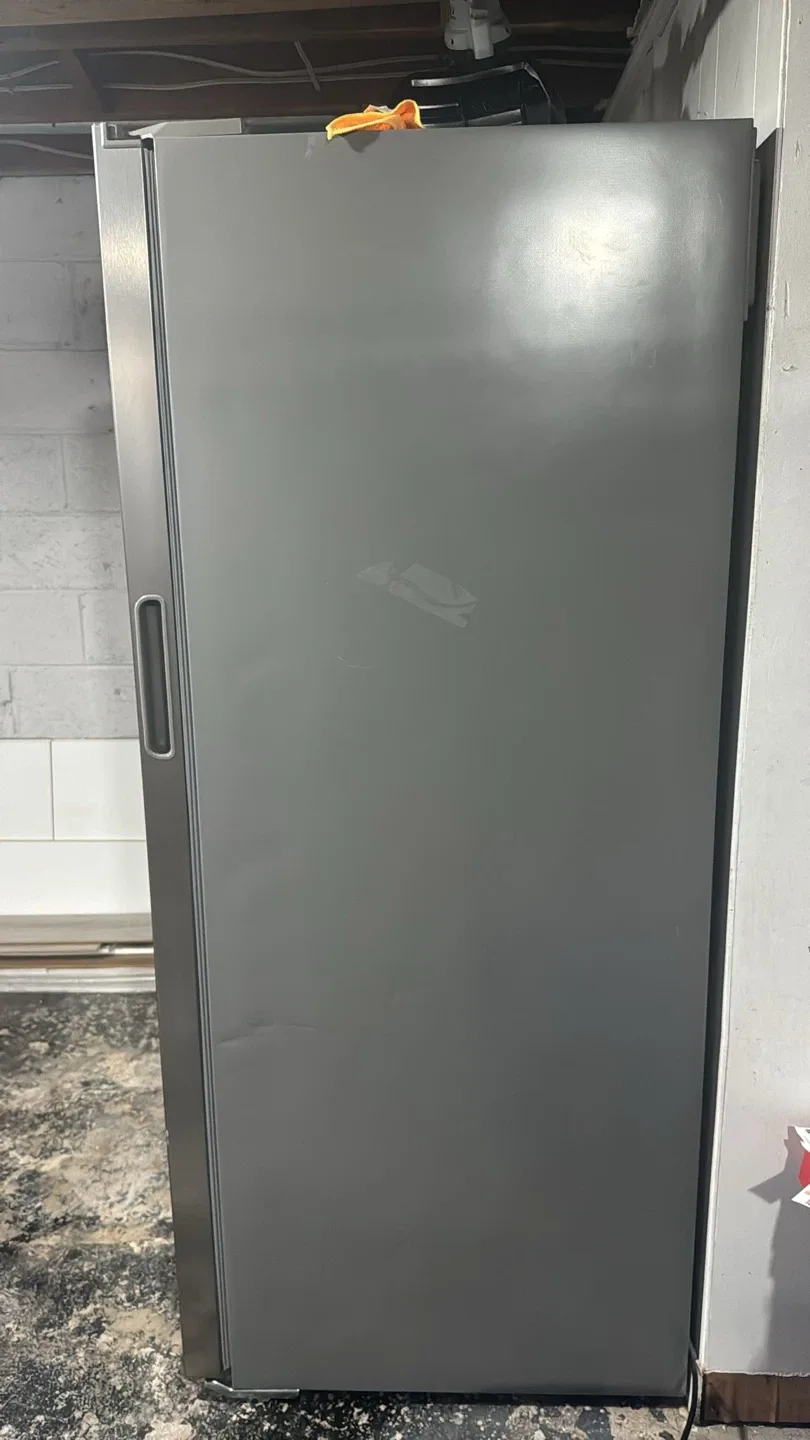 Frigidaire Freezer - Great Condition! image indicator(3)