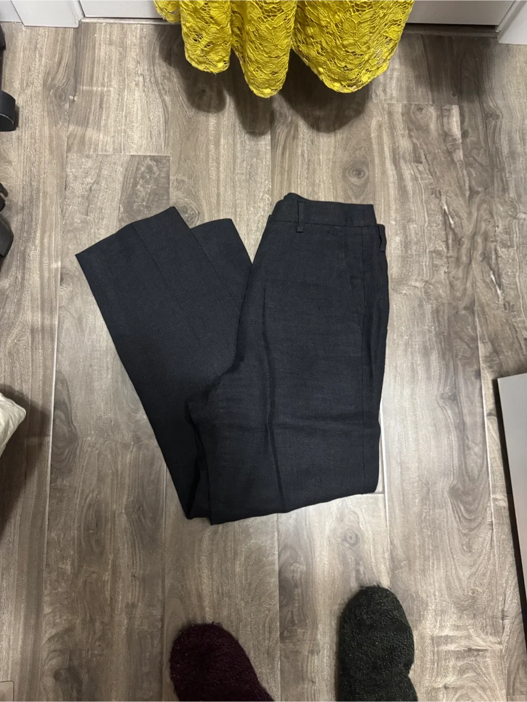 Maxmara weekend BLACK linen pants. image indicator(4)