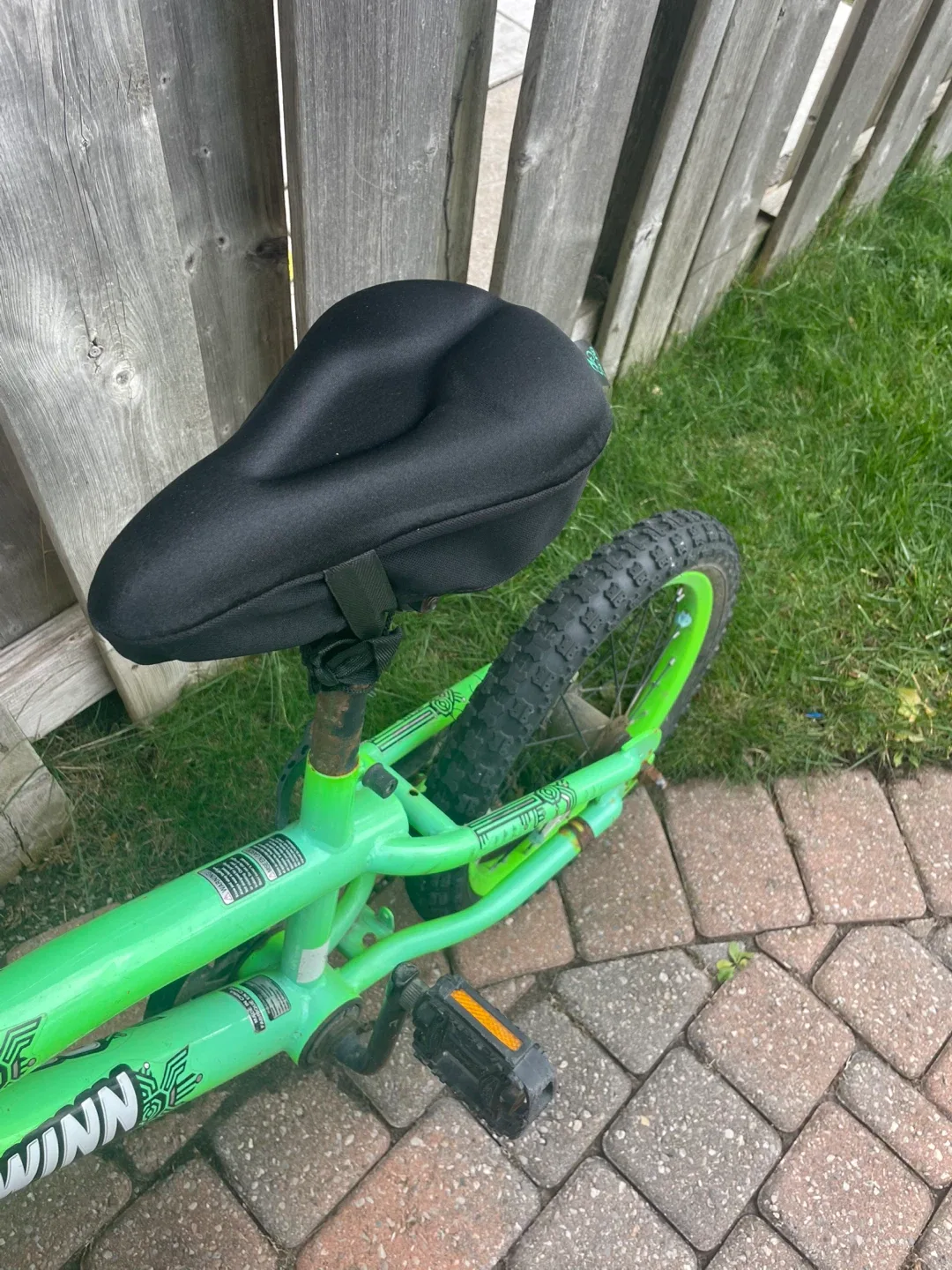 Schwinn 16-inch Kids' Bike - Green image indicator(2)