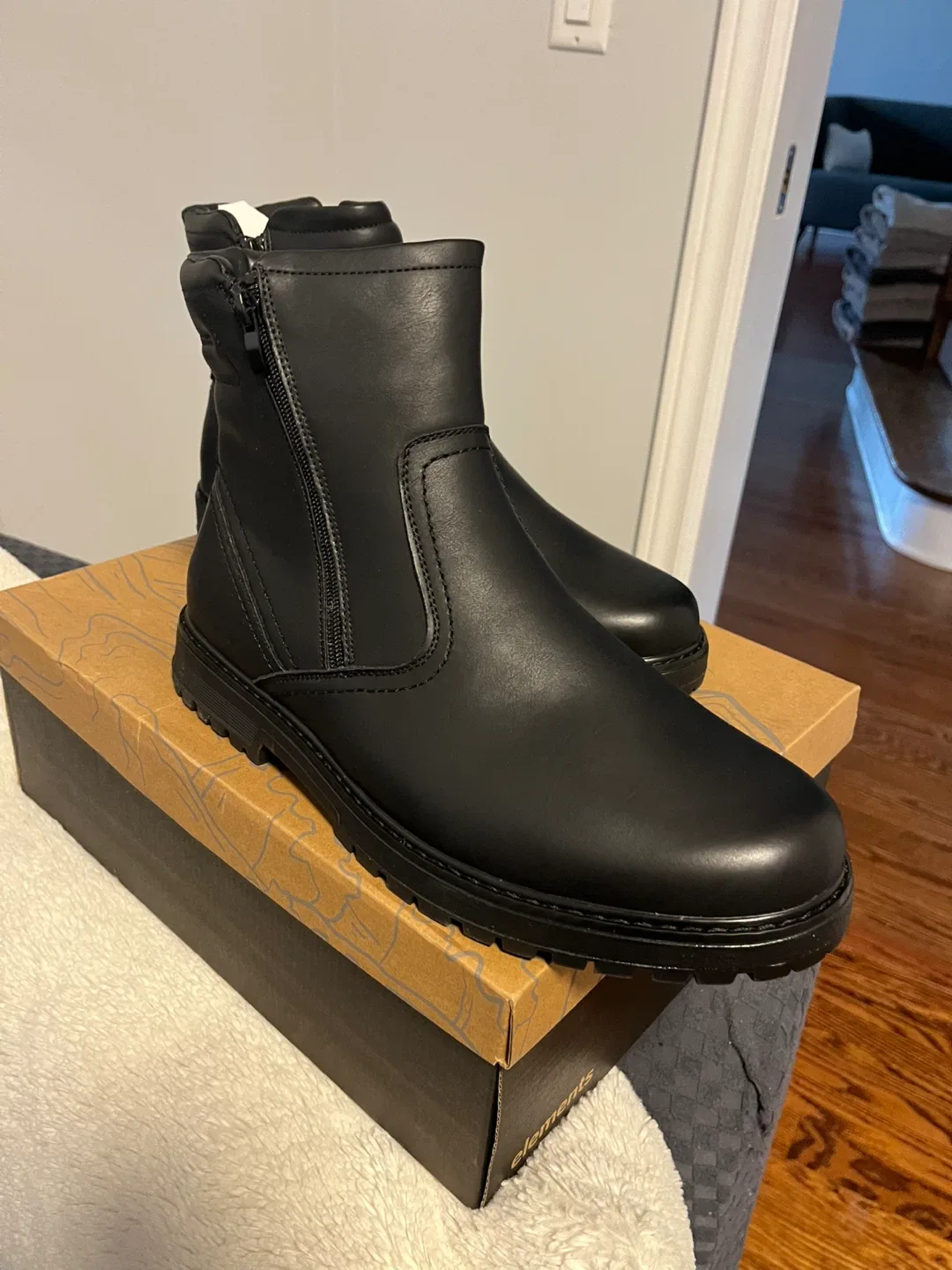 Elements Black Winter Boots - Size 12 image indicator(3)