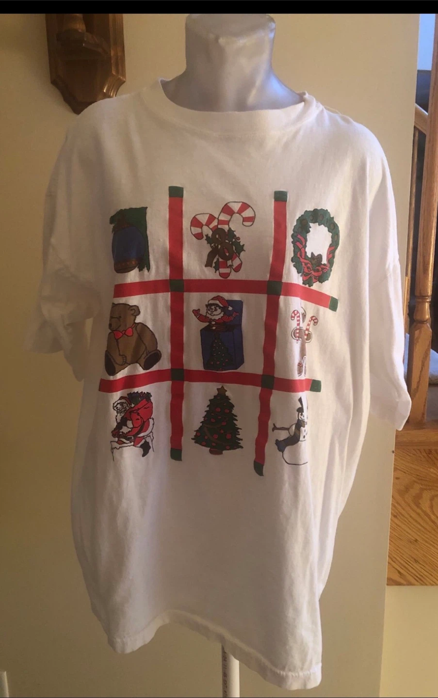 ATIVO White Christmas Graphic T-Shirt