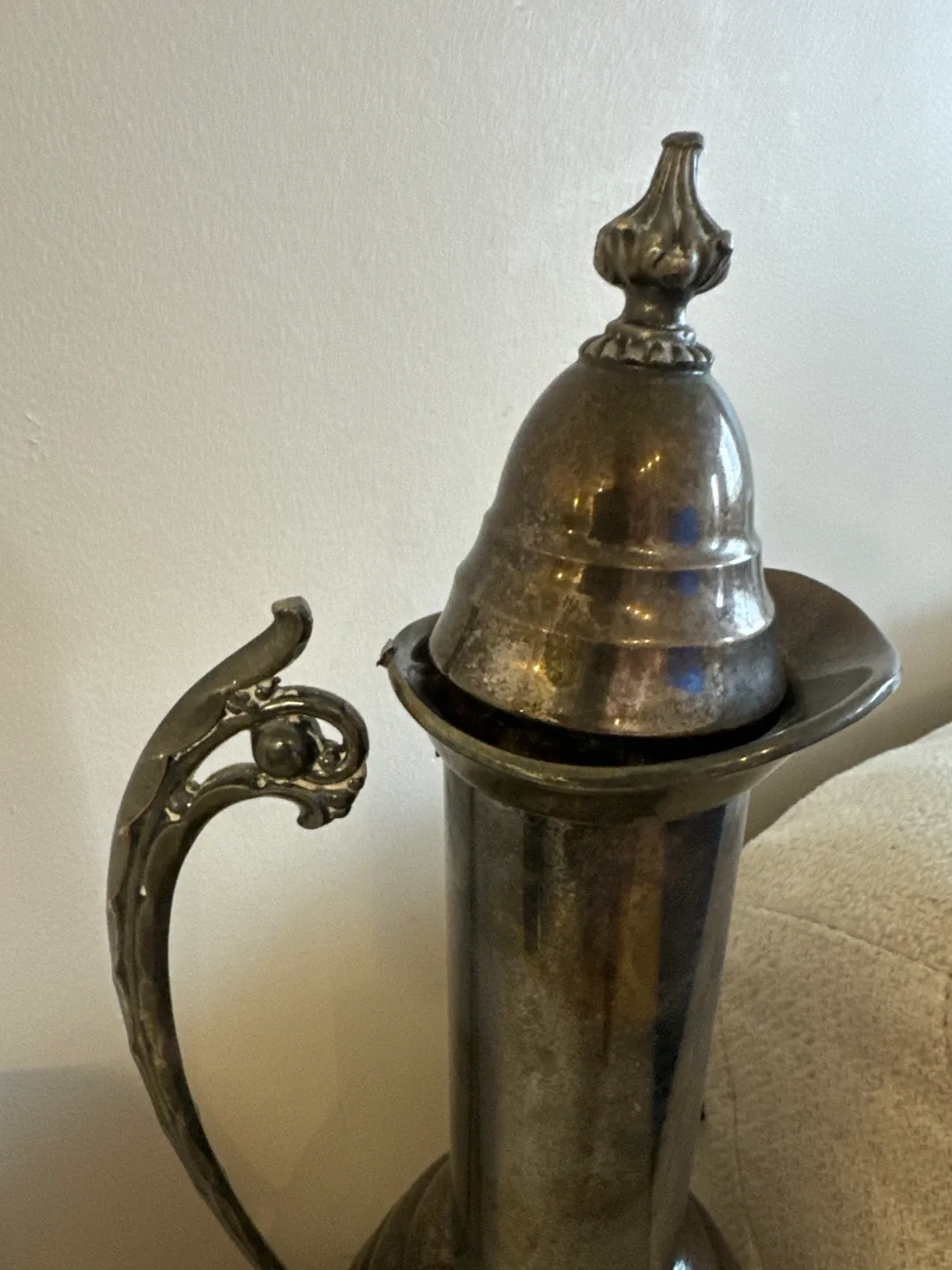 Vintage Silver-Plated Water Pitcher image indicator(3)
