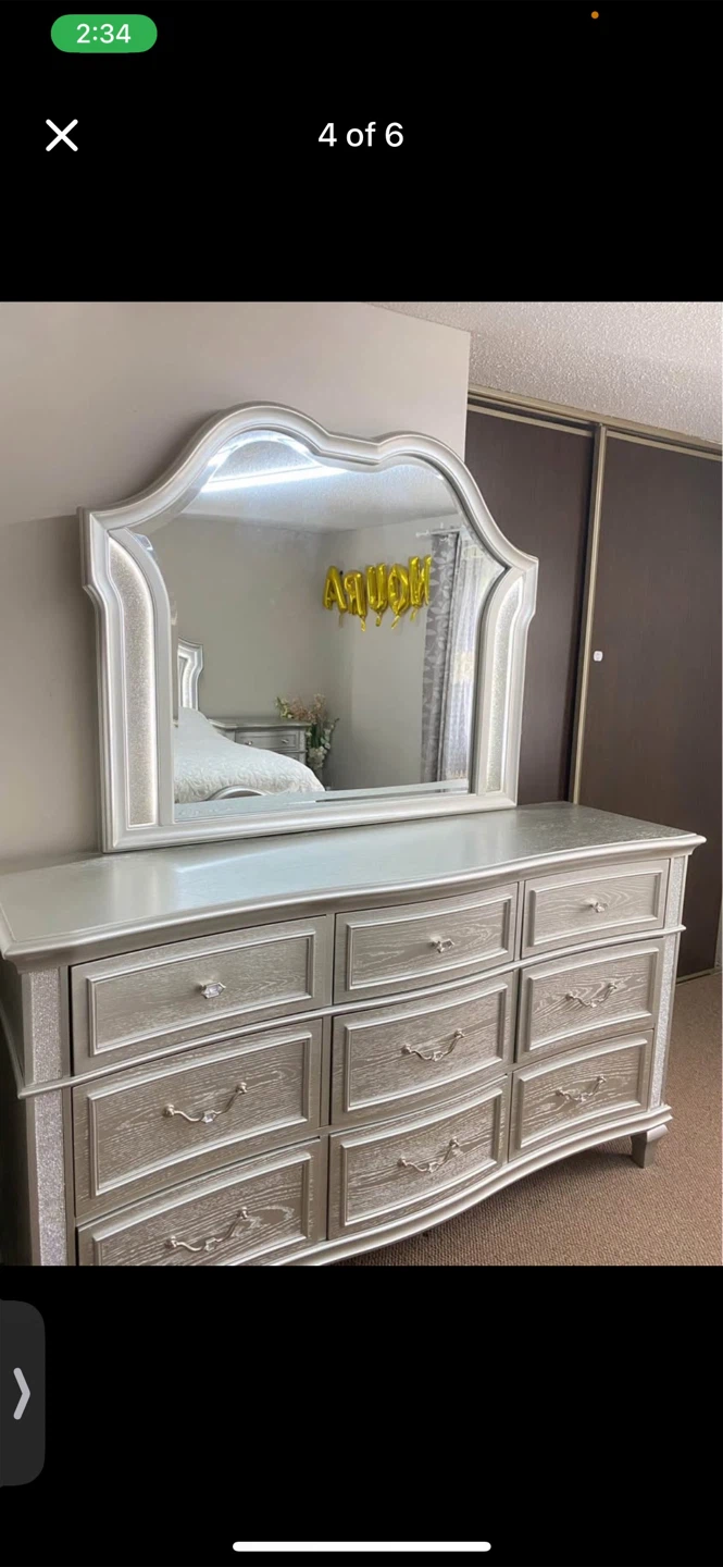 Silver Bedroom Set - Bed, Dresser, Nightstands - photo 5
