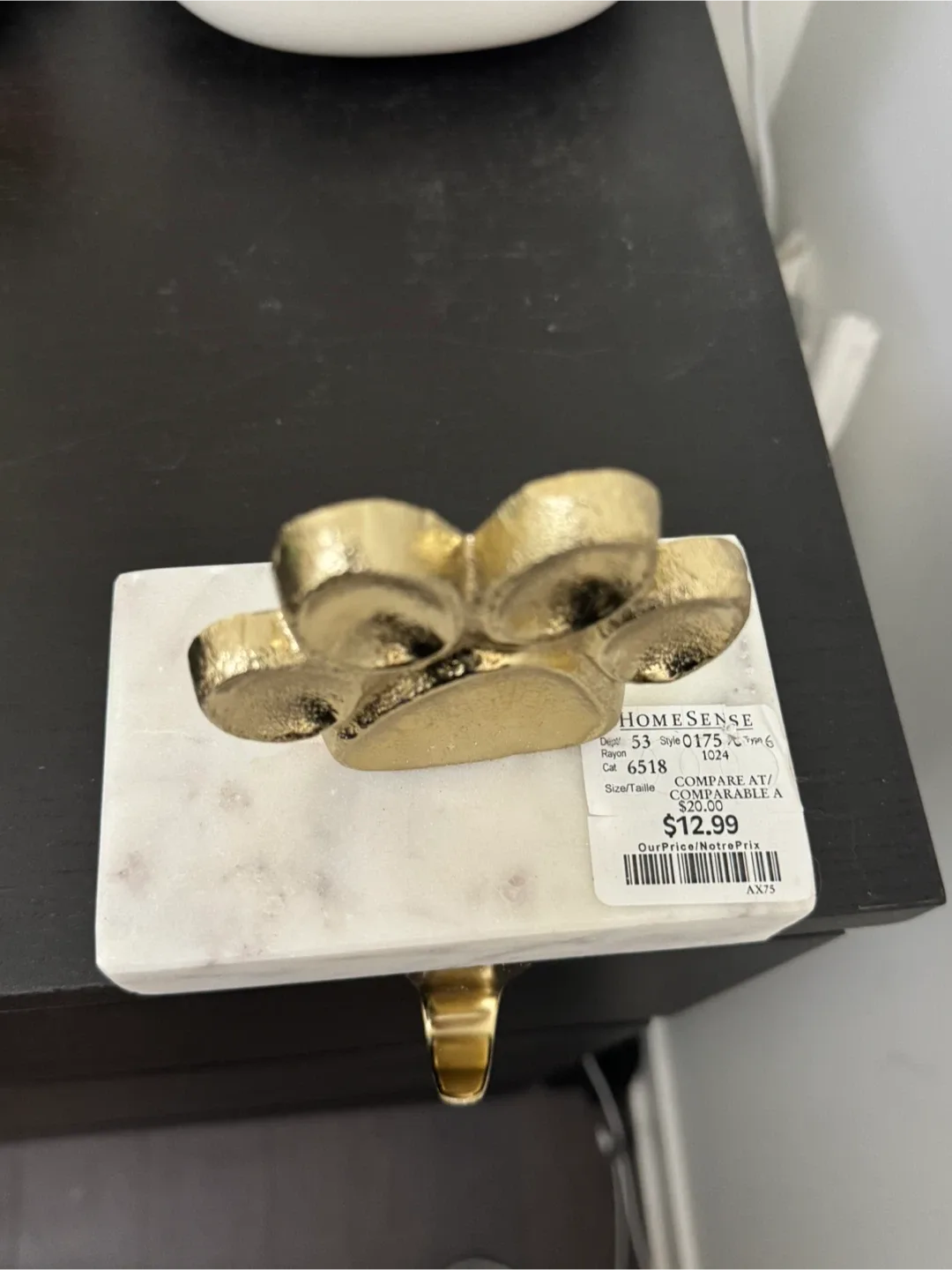 HomeSense Paw Print Stocking Holder image indicator(2)