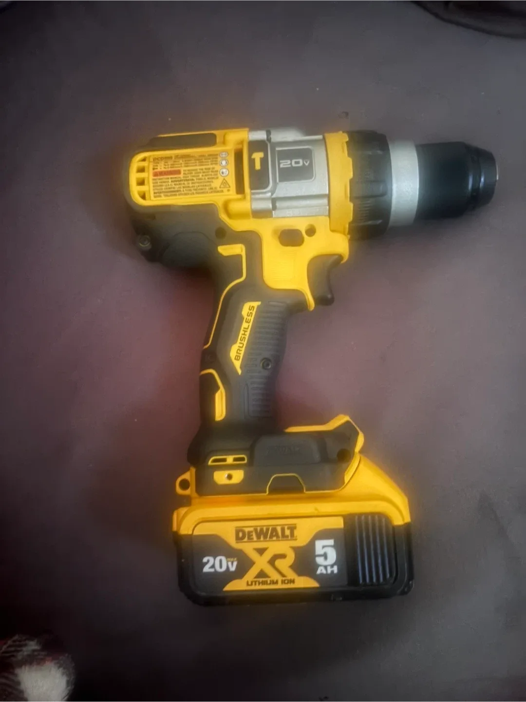 DeWalt 20V XR Brushless Hammer Drill with Battery image indicator(3)