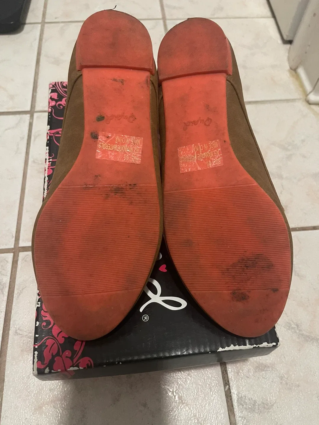 Qupid Tan Lace-Up Women’s Oxfords size 6.5 image indicator(3)