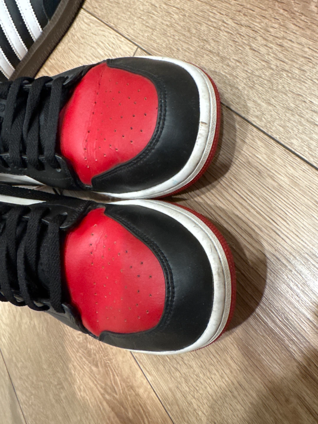 Nike Air Jordan 1 Low Red/Black - photo 3