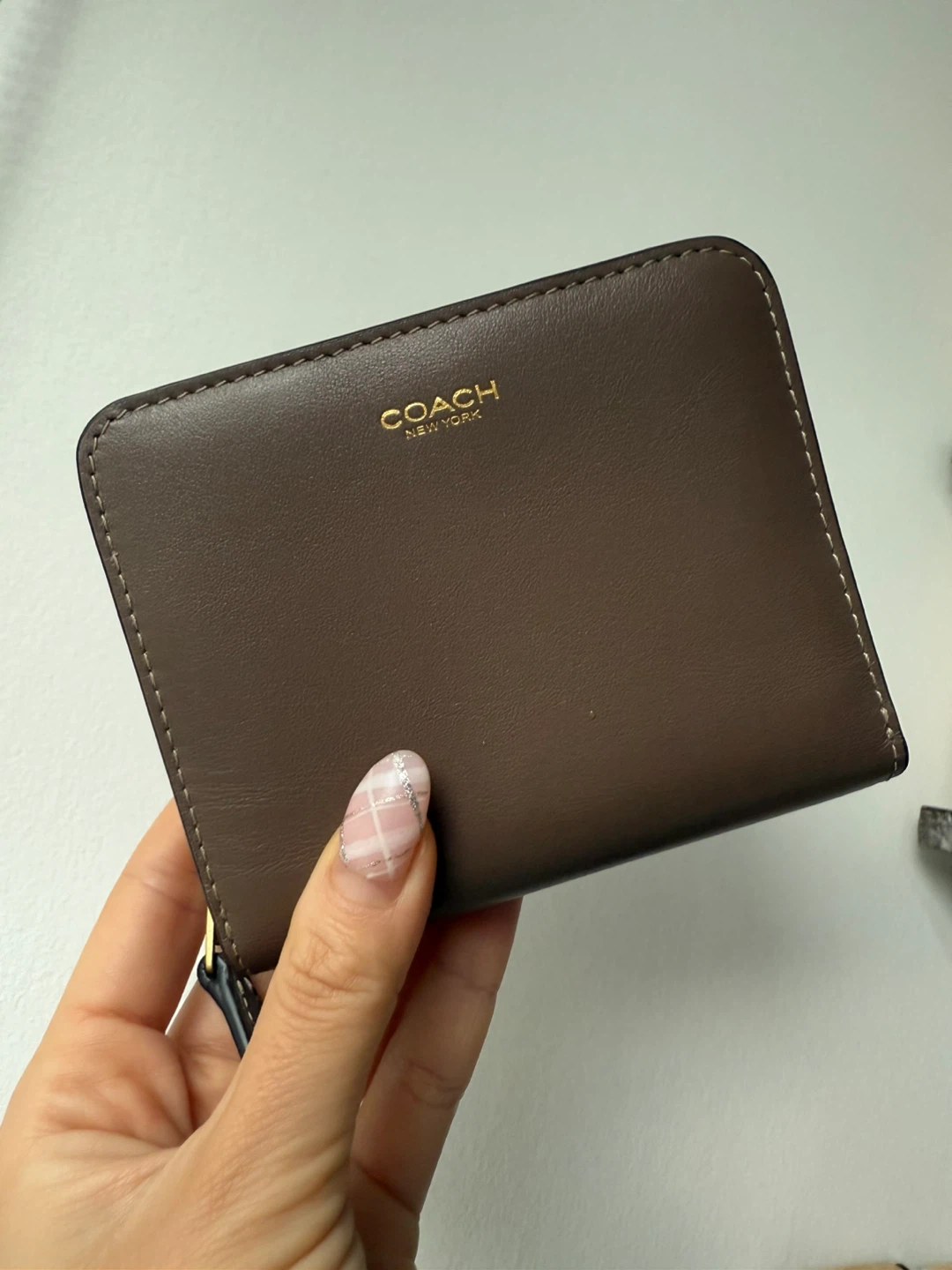 Coach New York Billfold Wallet - Brass/Dark Stone