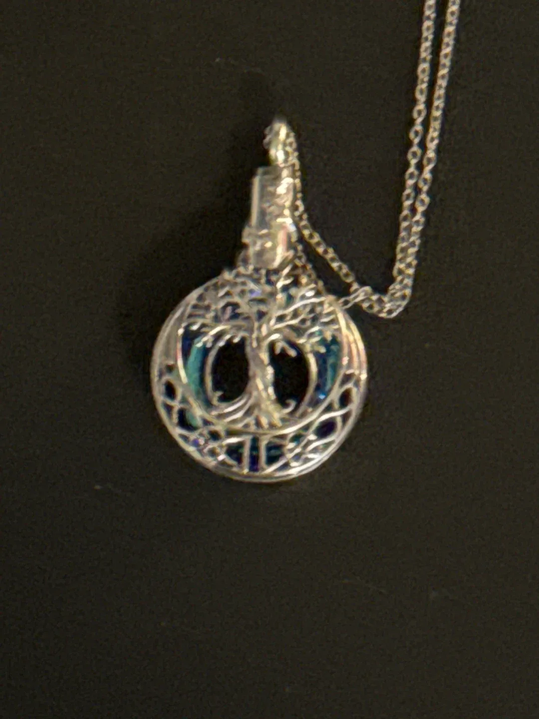 ONEFINITY Tree of Life Pendant Necklace image indicator(3)