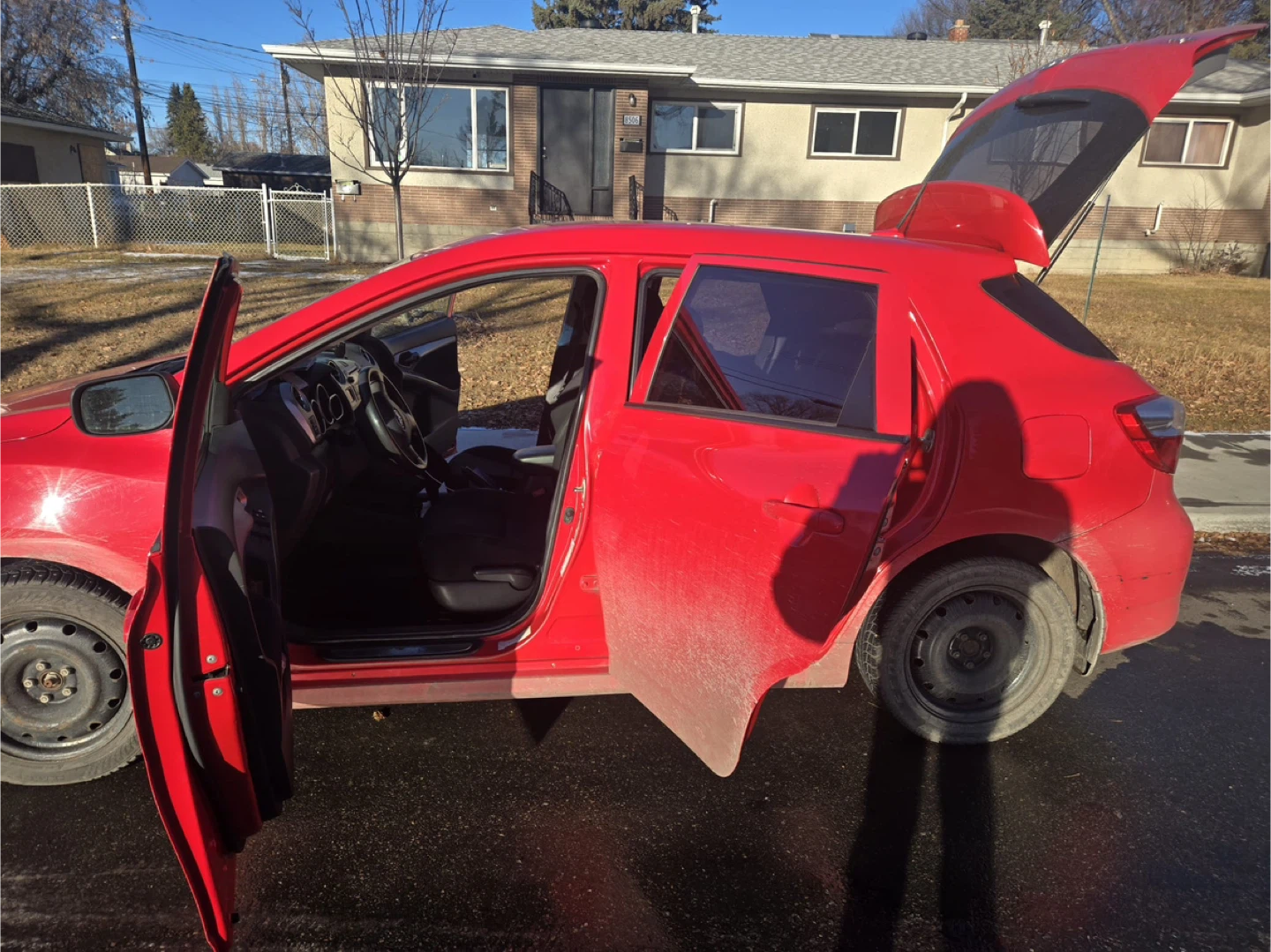 Car - photo 2