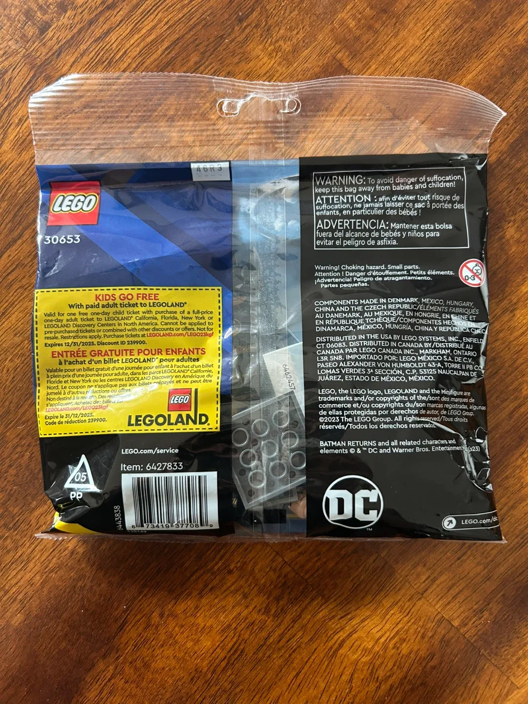New! LEGO Batman 1992 (30653) 40 pcs image indicator(2)