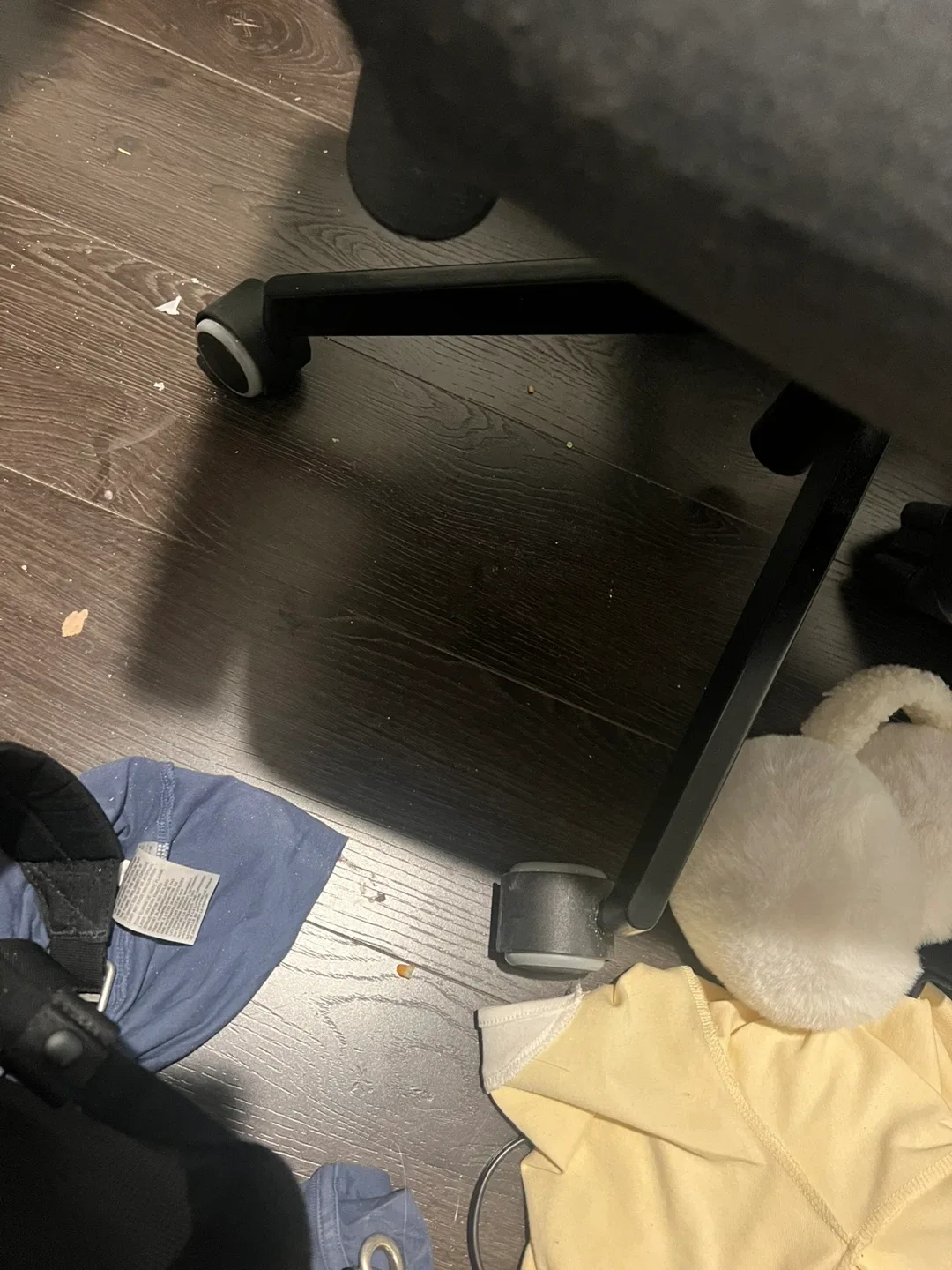 Used Black Office Chair image indicator(4)