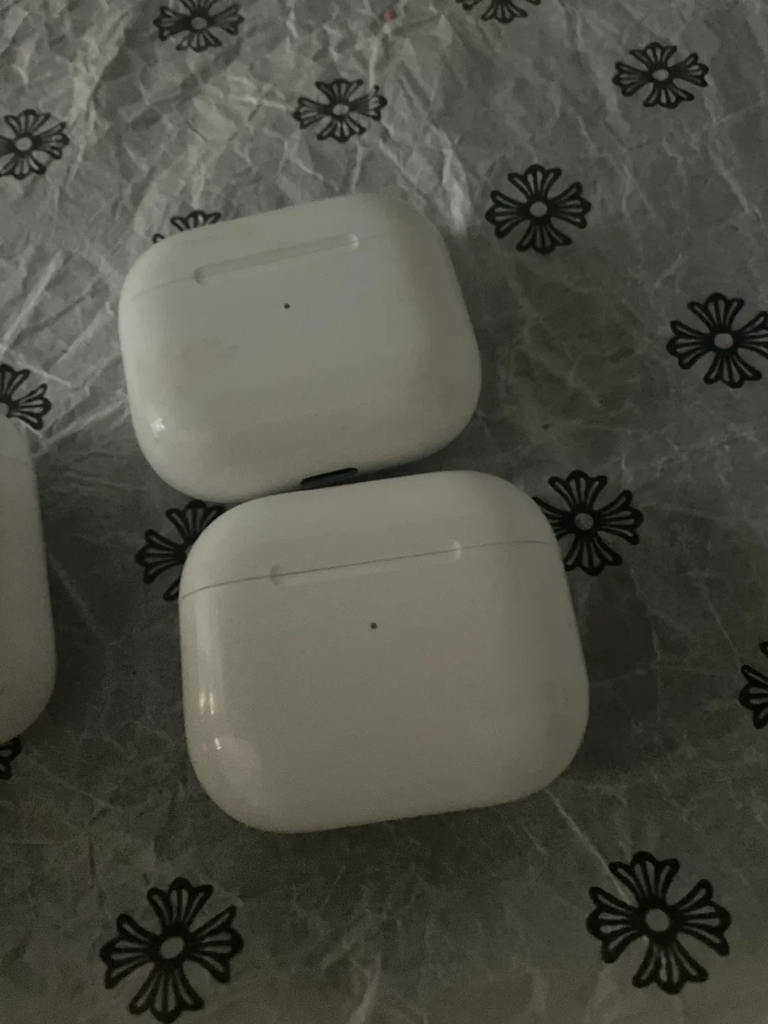 airpods and cases image indicator(2)