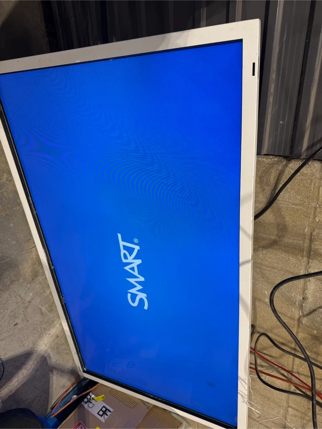 SMART Board E70 Interactive Whiteboard