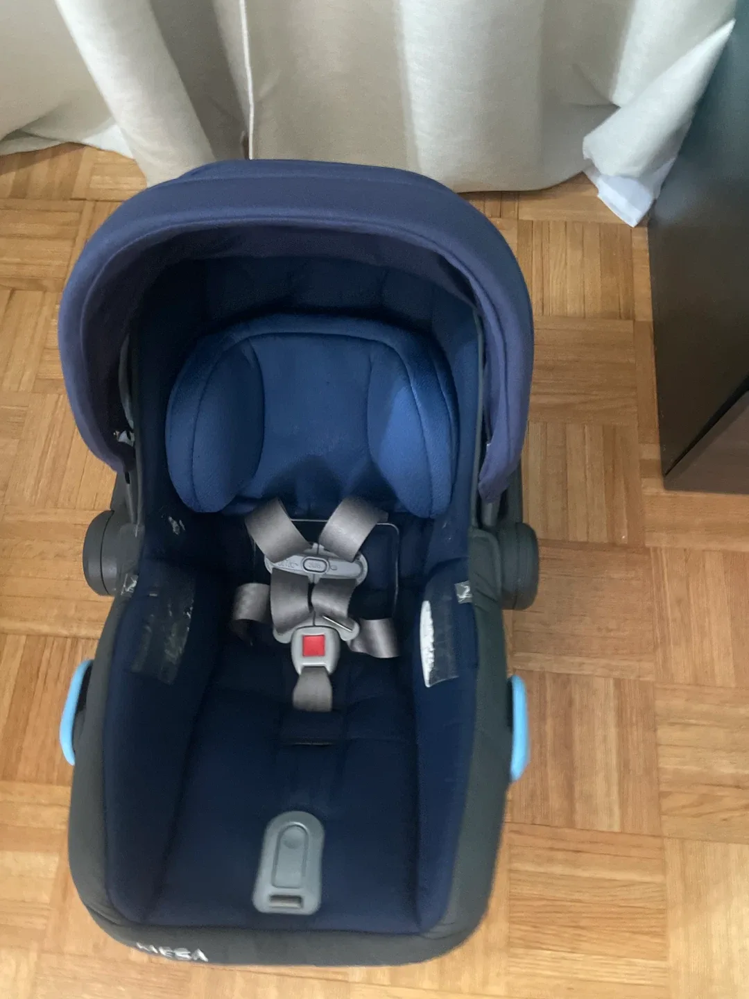 UPPAbaby Mesa Infant Car Seat - Navy Blue