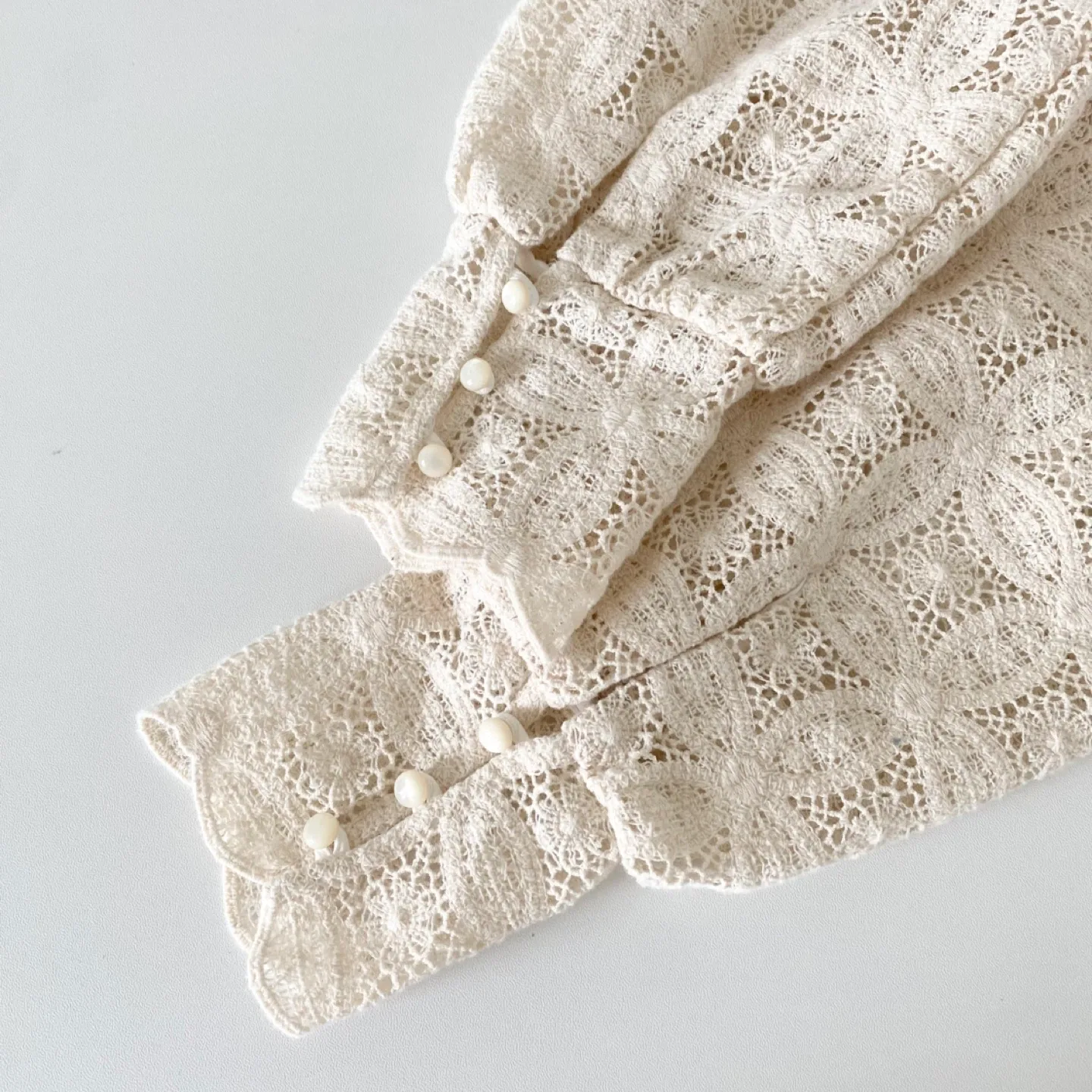 Sezane Angela Shirt image indicator(8)