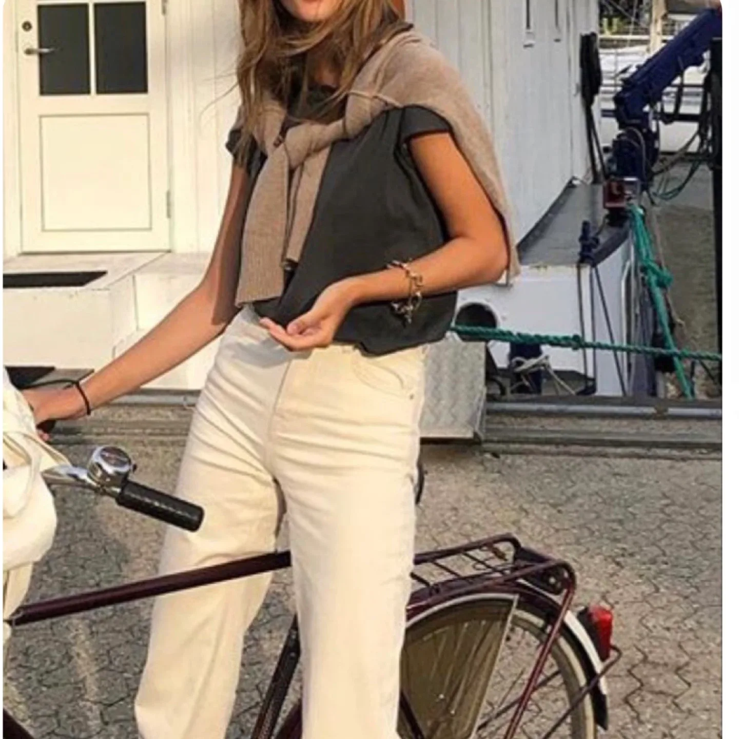 NYDJ 100% Cashmere Classic V-Neck Sweater image indicator(10)