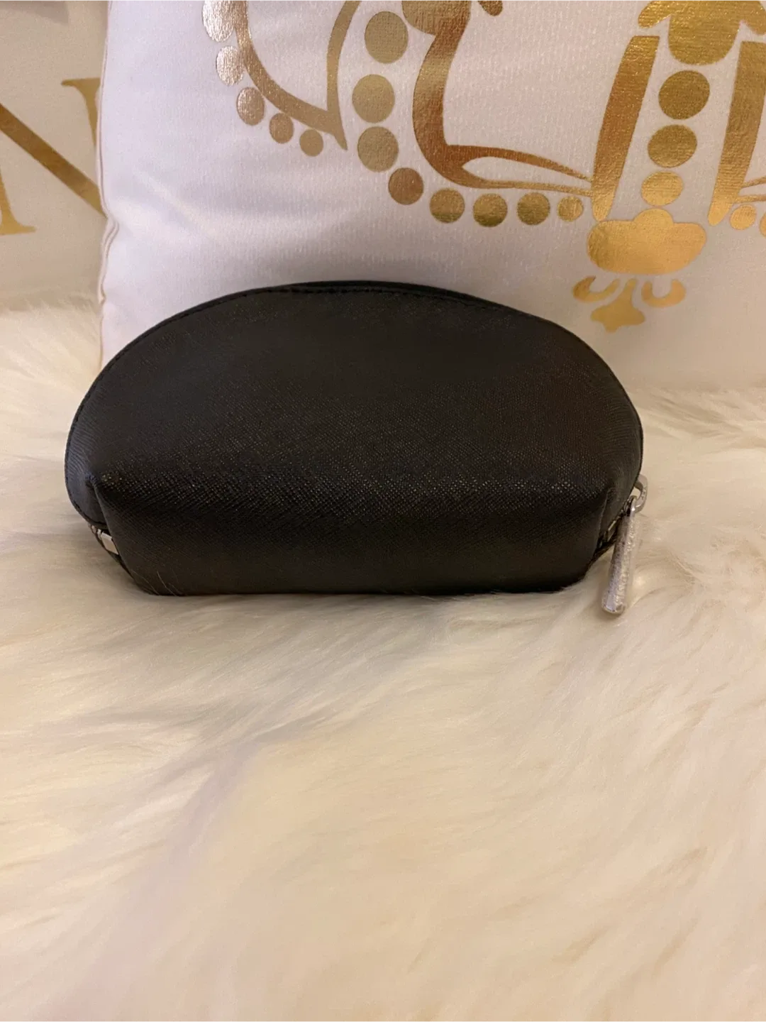 New Danier leather Black Dome Cosmetic Bag image indicator(4)