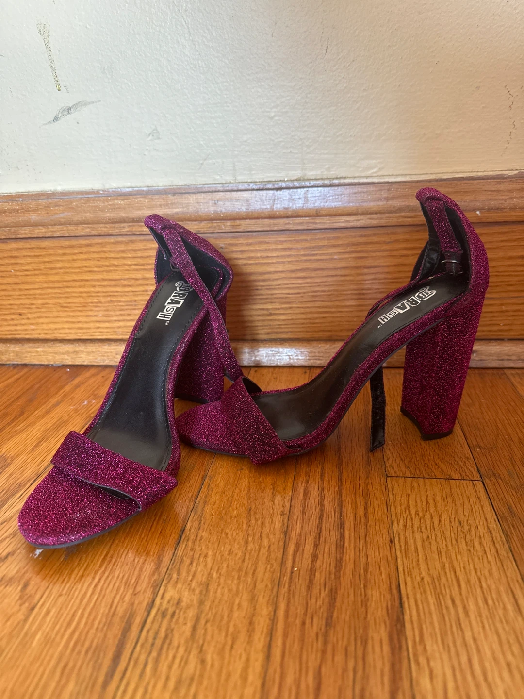 Women’s Sandal 8 - photo 2