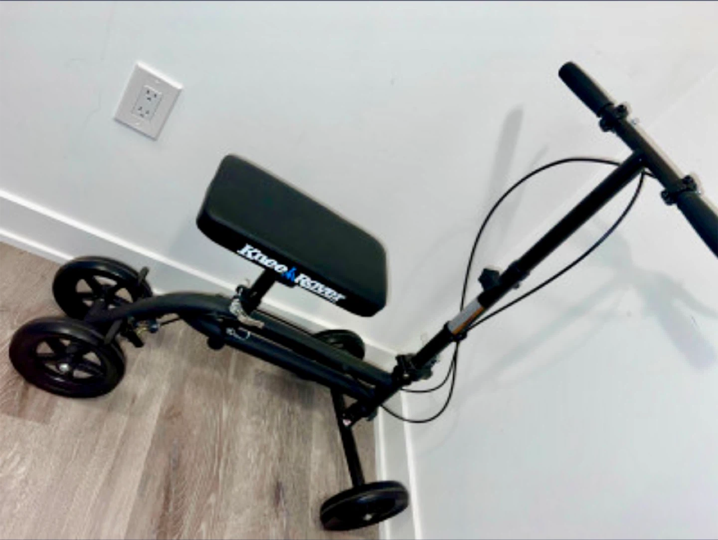 KneeRover Steerable Knee Walker - photo 2