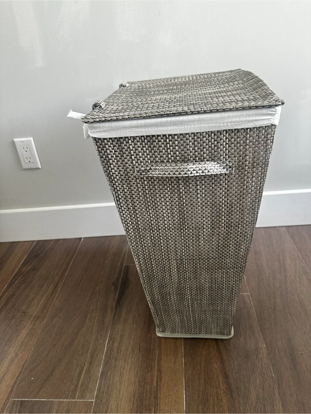 Laundry hamper with Lid - photo 3