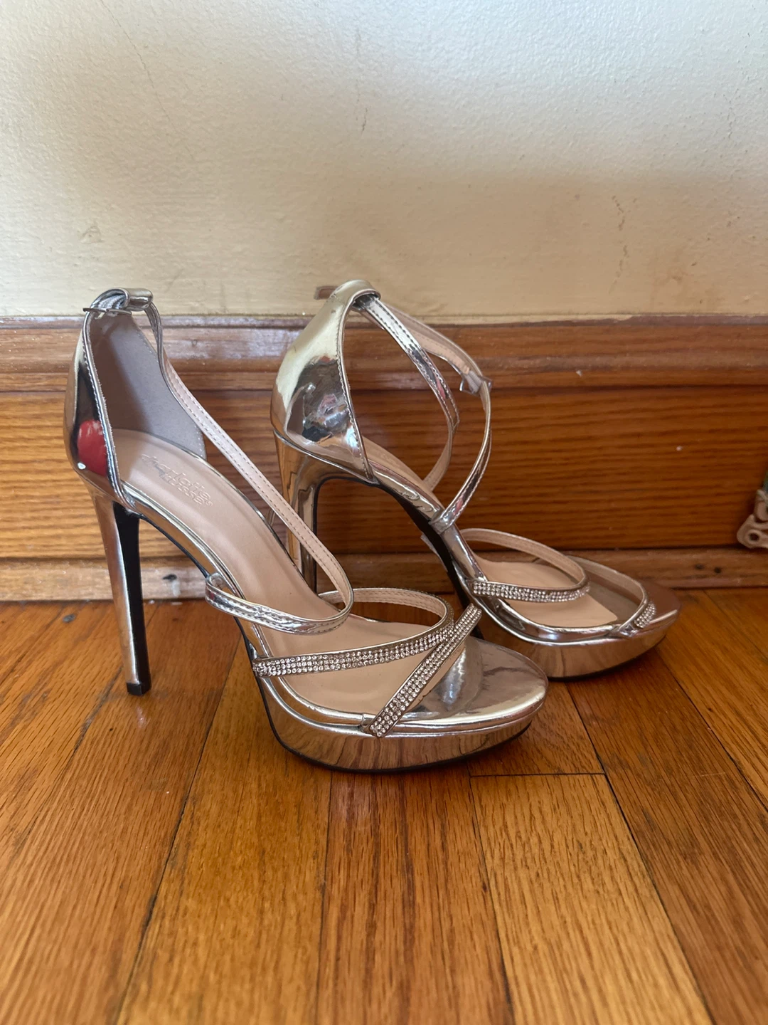 Wild Fable Silver Heels, Size 8 - photo 2