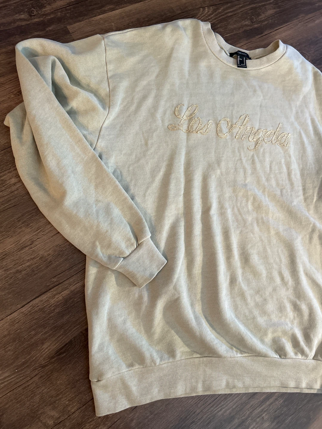 Forever 21 Los Angeles Sweatshirt - Size M - photo 4