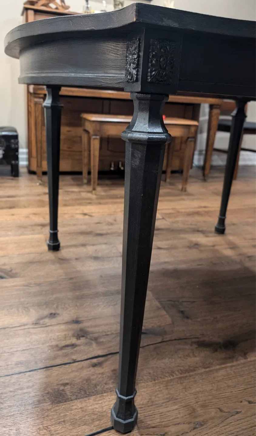 Antique Ornate Wood Table - image indicator(2)