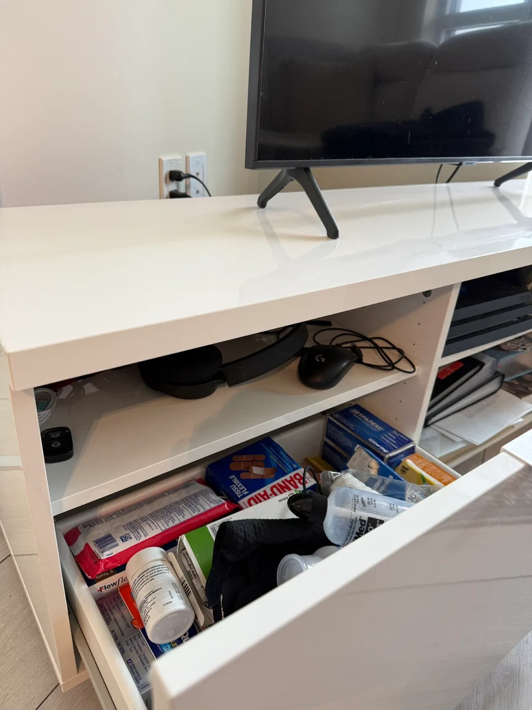White TV Stand (ikea byes) image indicator(5)