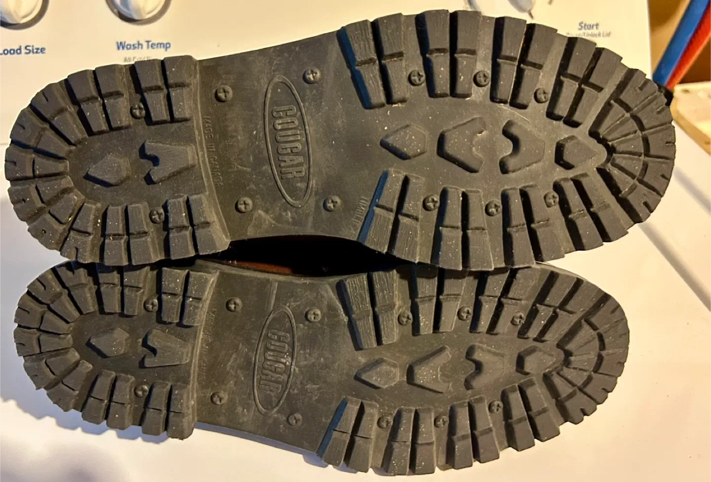 Men’s Dress Brown Leather Boots Size 8.5 image indicator(2)