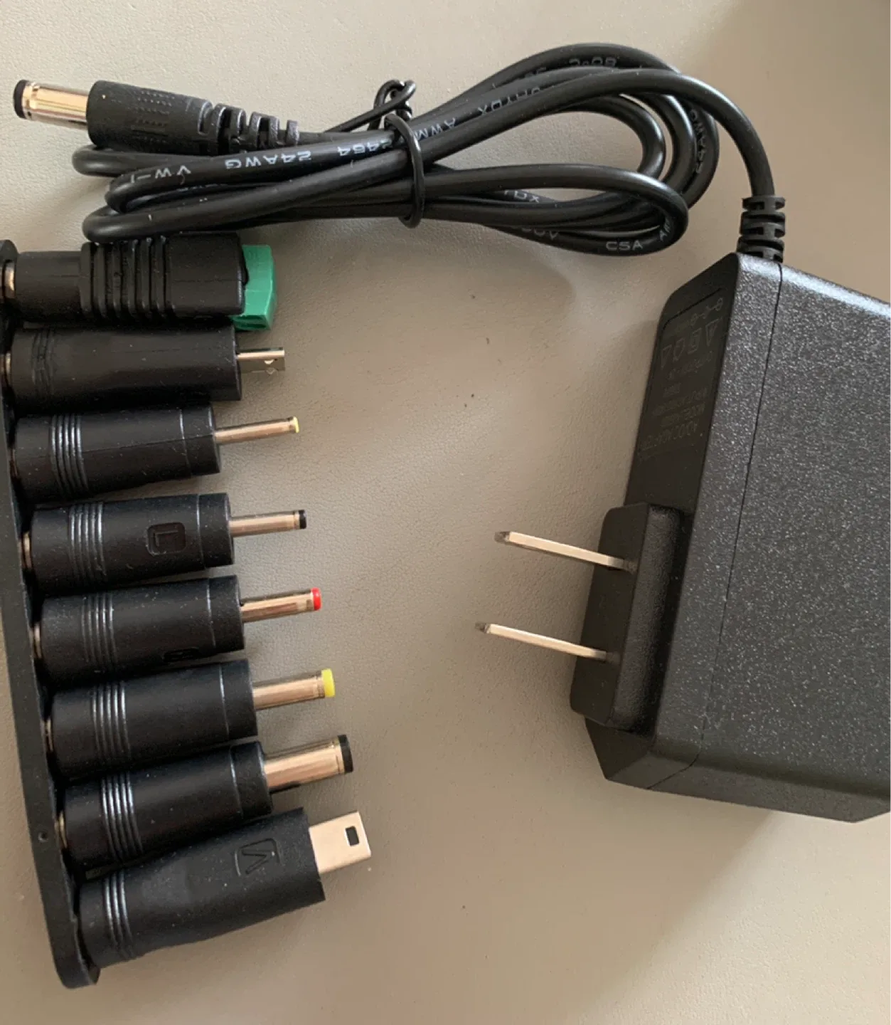 5V/2A Charger with 8 Tips - NEW