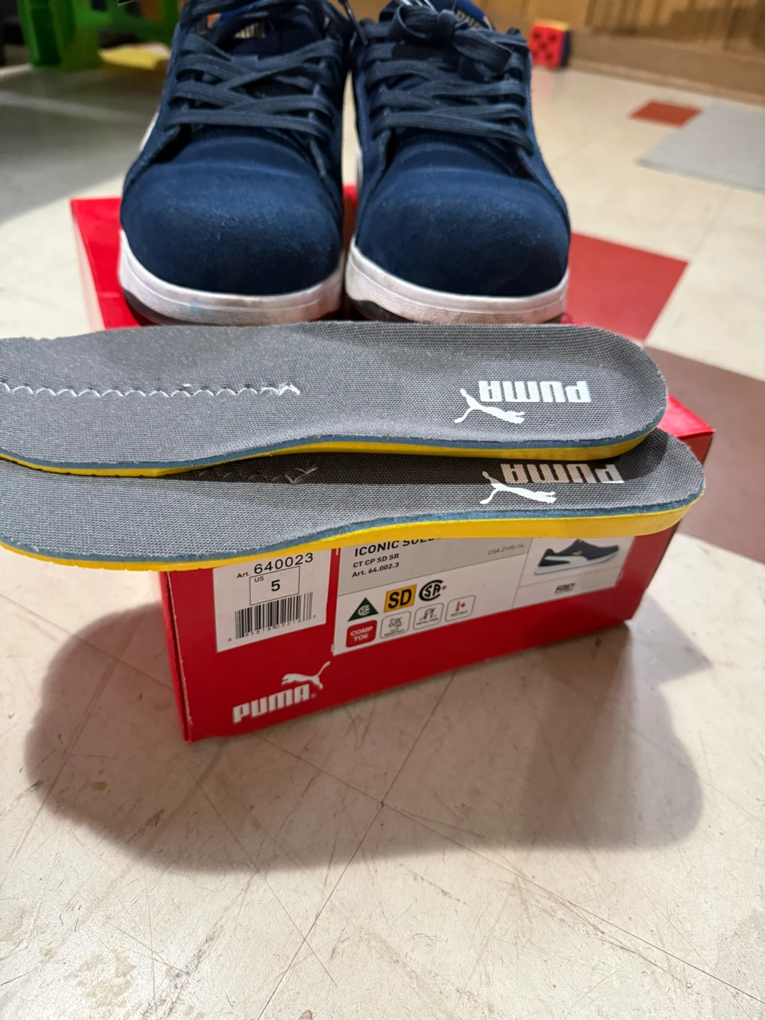 Puma Iconic Suede Navy Low, US Size 5, safety shoes with box - photo 4