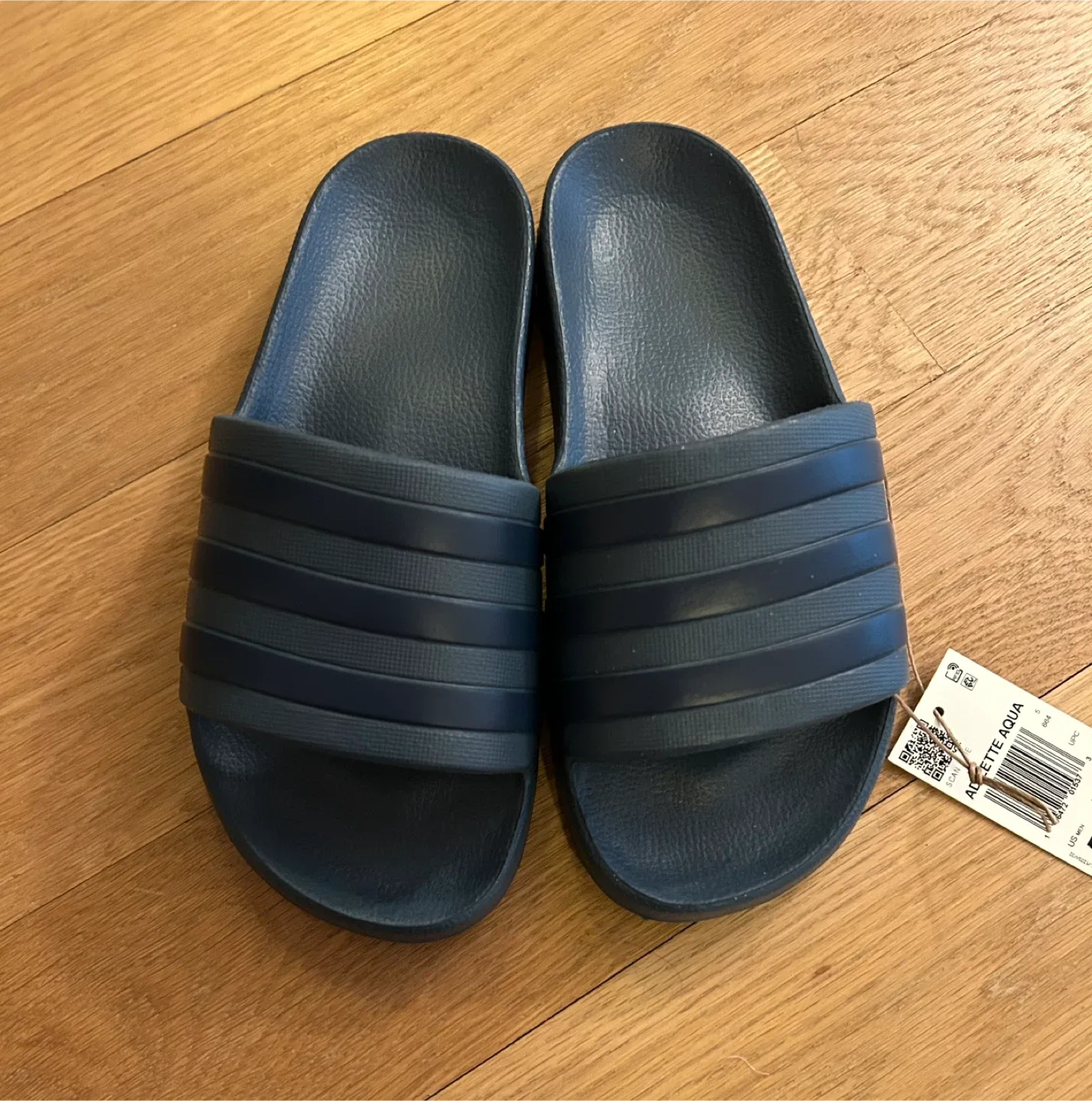 Adidas Adilette Aqua Slides image indicator(2)