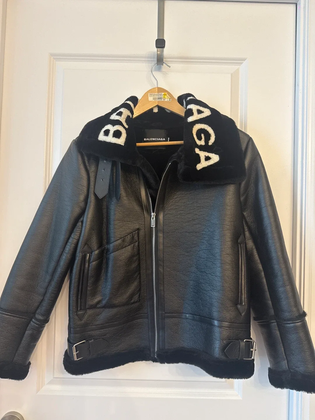 1:1, Balenciaga Black Leather Jacket - Size M image indicator(2)