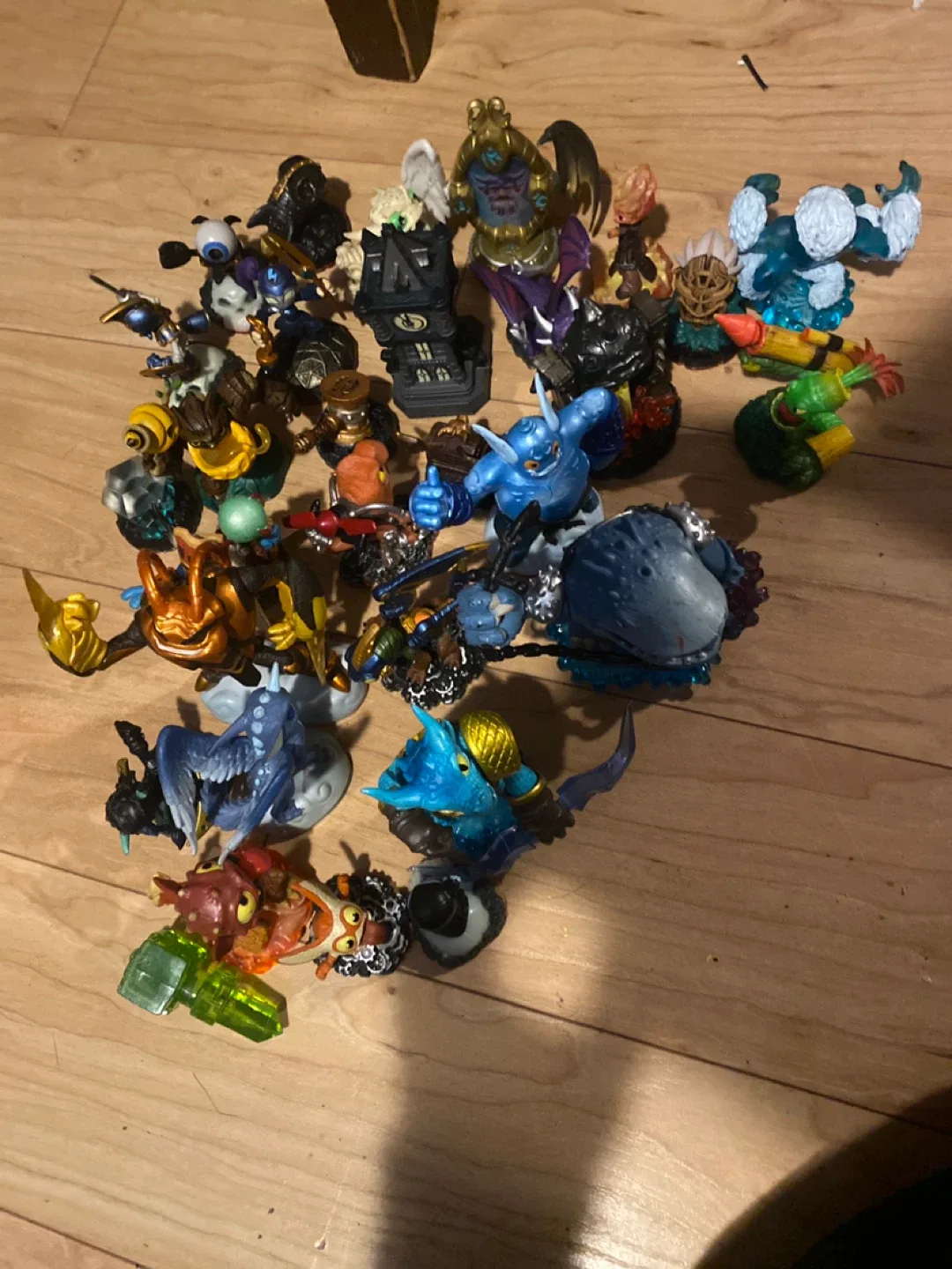 Skylanders Figures & Portal image indicator(2)