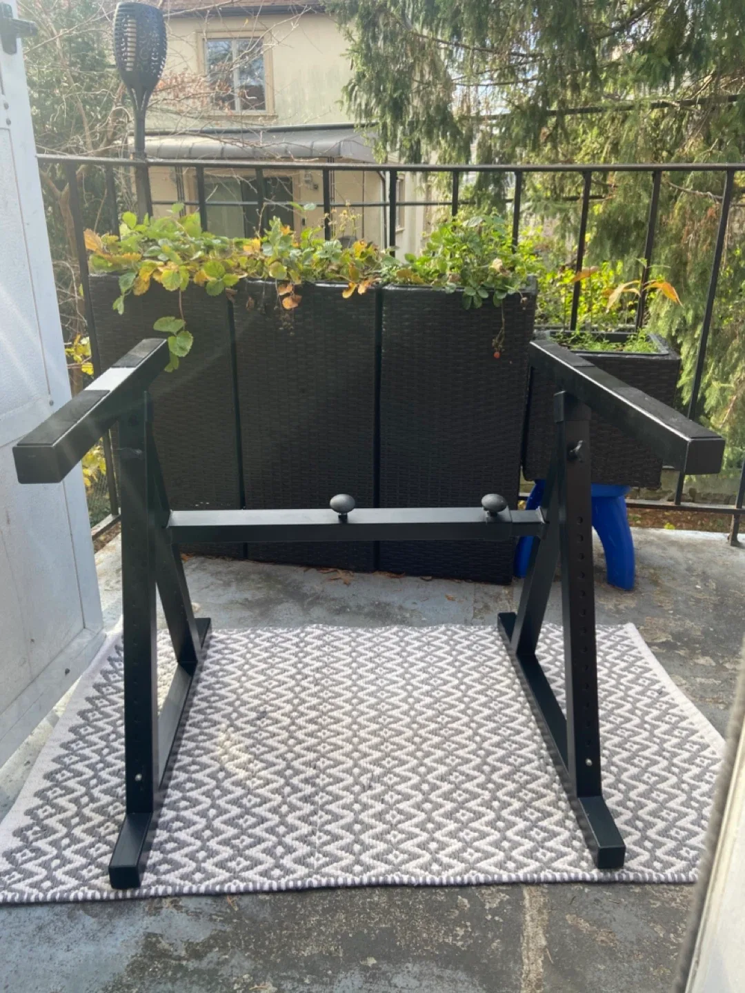 Knox Gear Z-Style Adjustable Keyboard Stand image indicator(2)