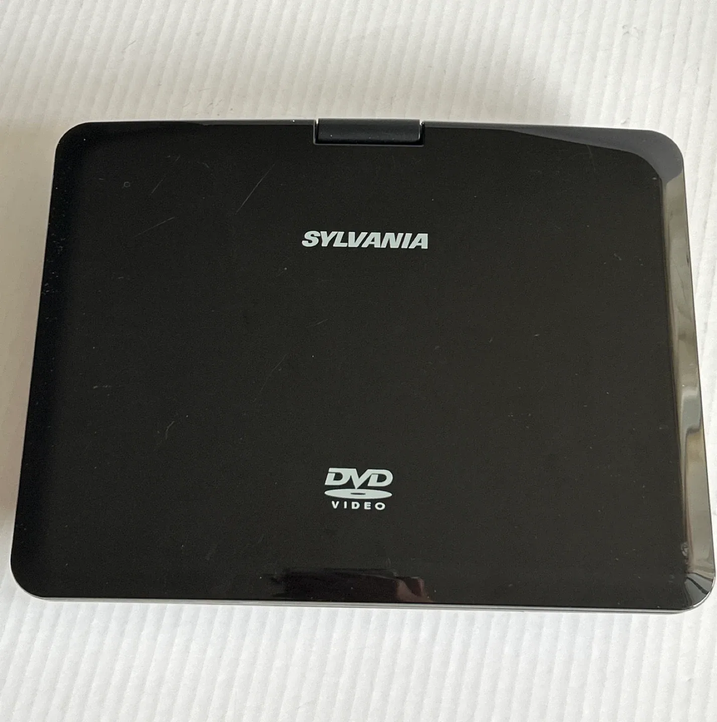 Sylvania SDVD1030 Portable DVD Player