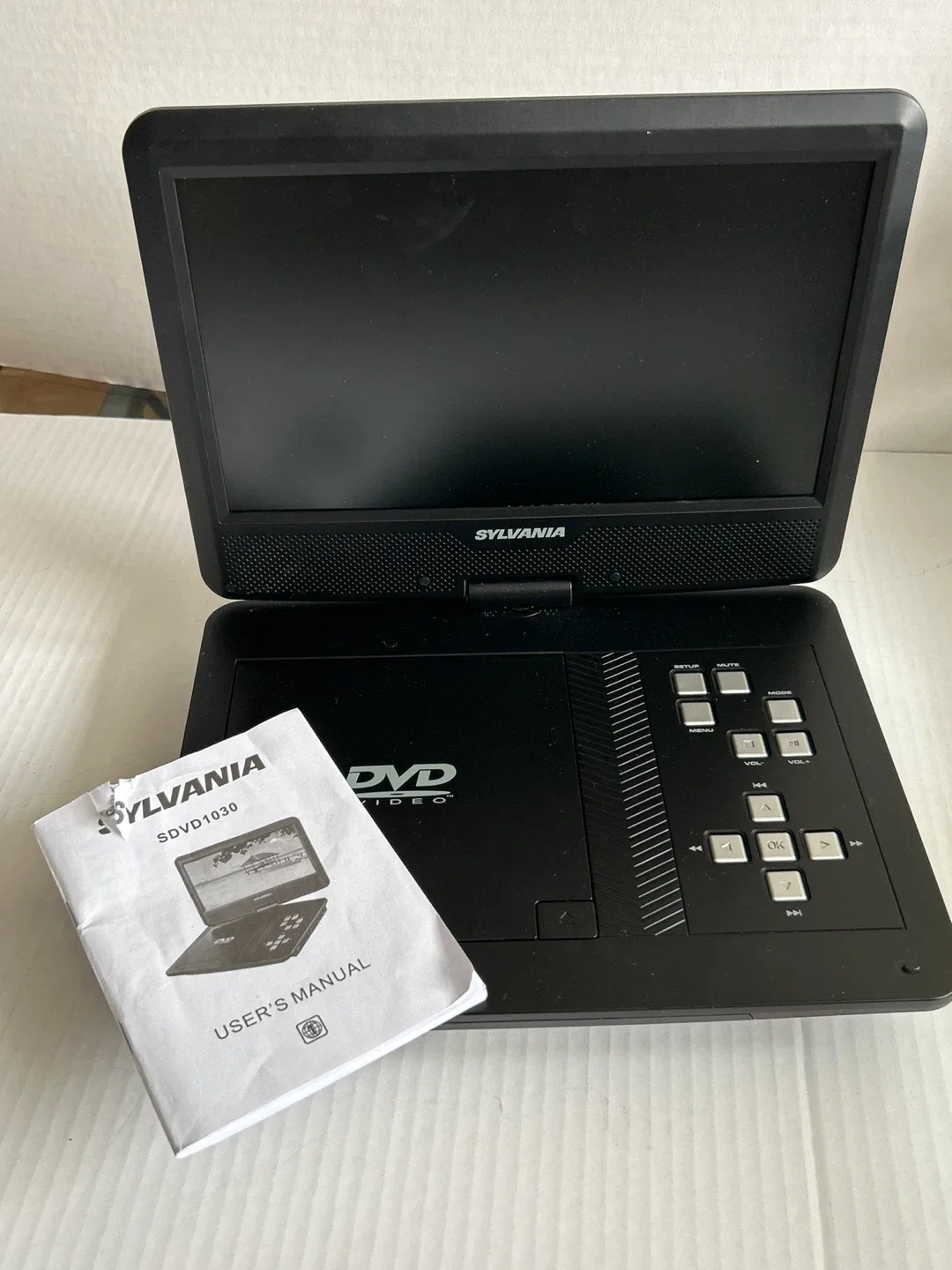 Sylvania SDVD1030 Portable DVD Player image indicator(4)