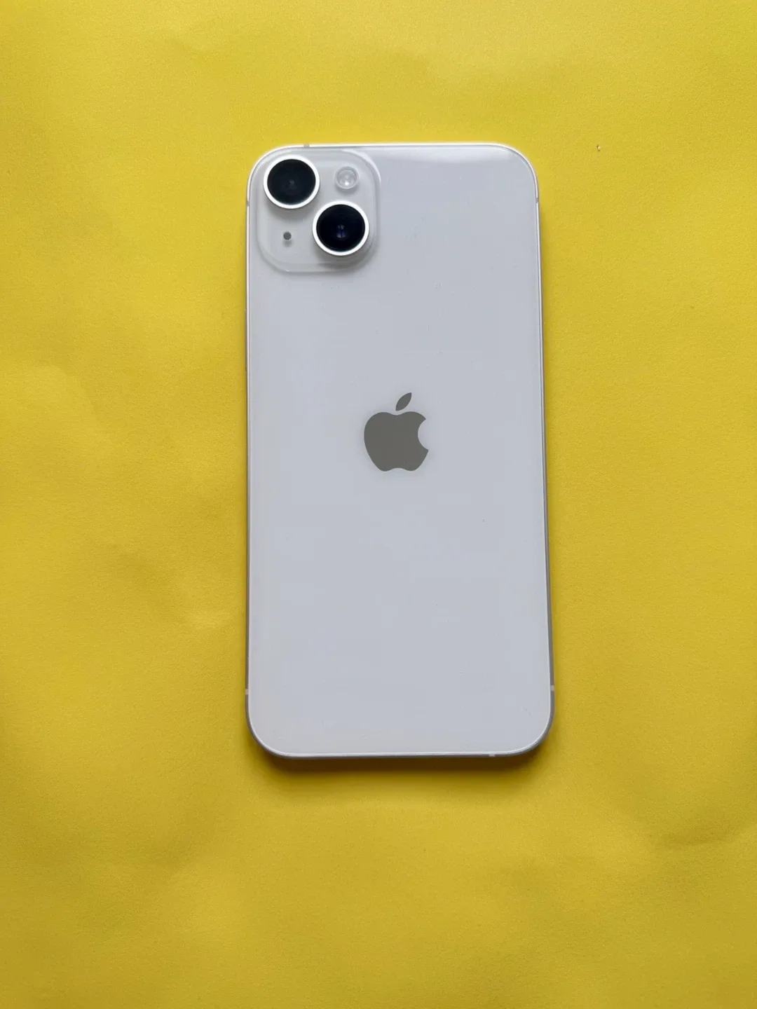 Apple iPhone 14 - White image indicator(4)