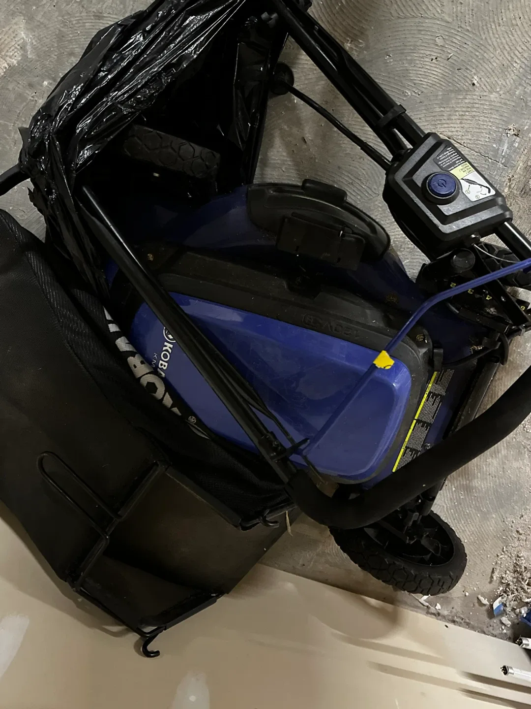 Kobalt KM 210 Lawn Mower