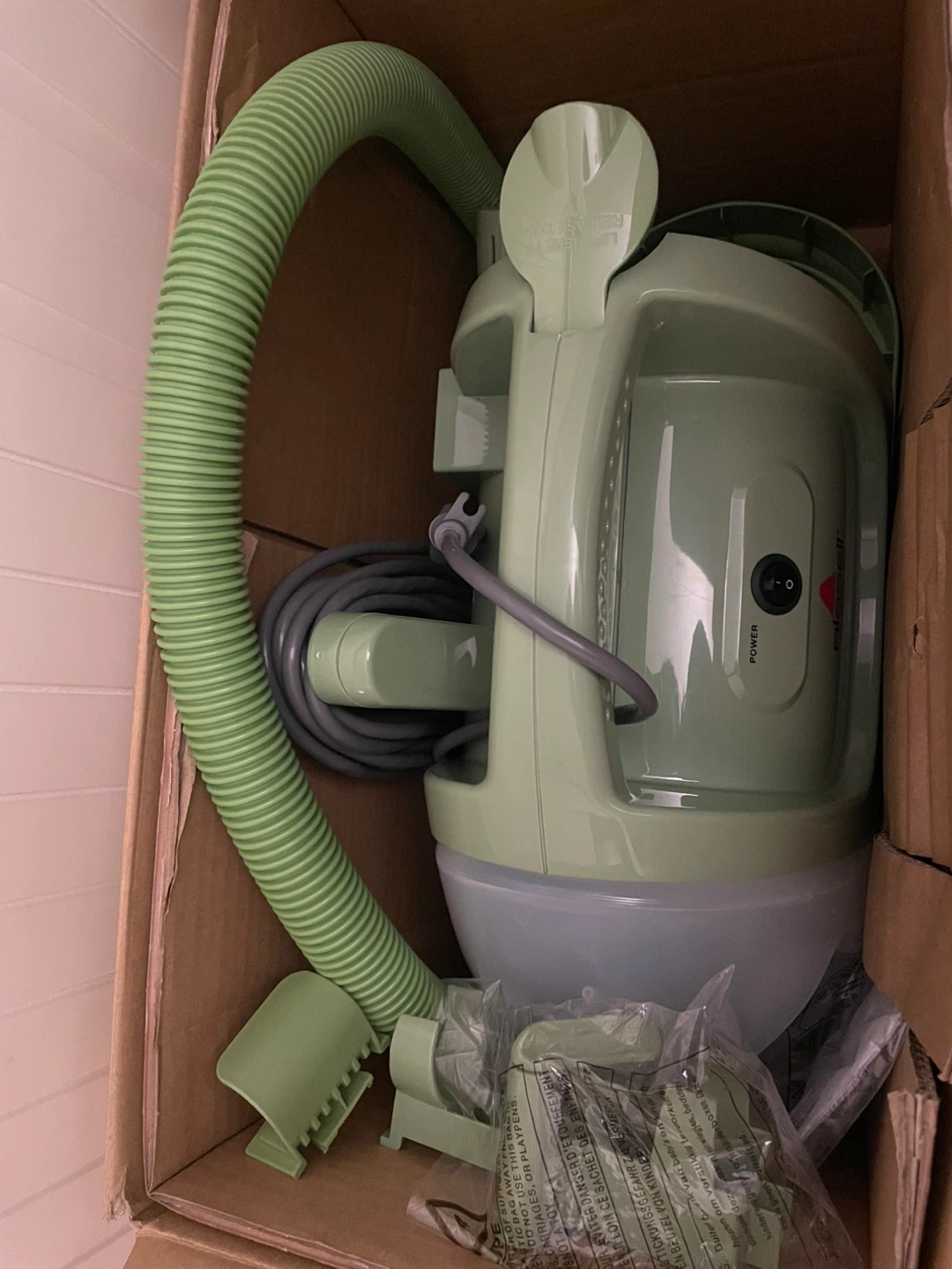 BISSELL Little Green Portable Spot Cleaner – Great Condition - photo 2