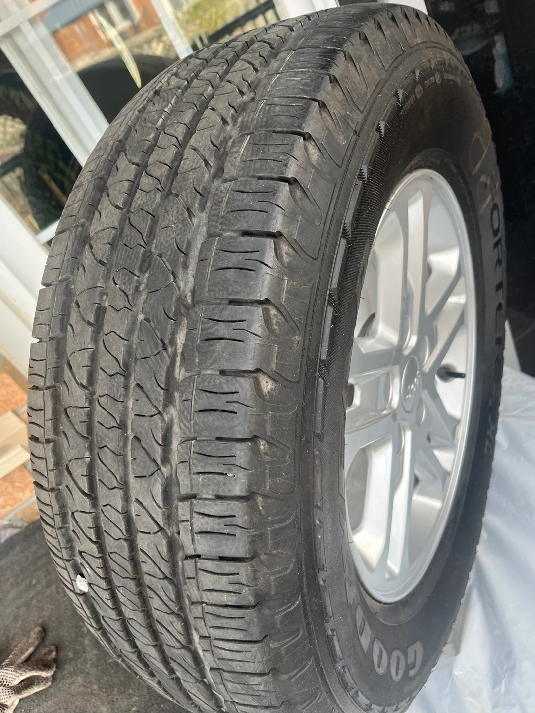 OEM Jeep Mopar Wheels w GoodYear Fortera Tires DOT 2023 - photo 5