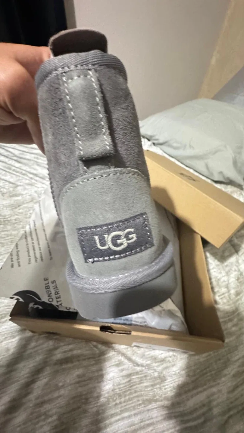 UGG Kids' Classic Mini II Boots - Size 2 - Grey