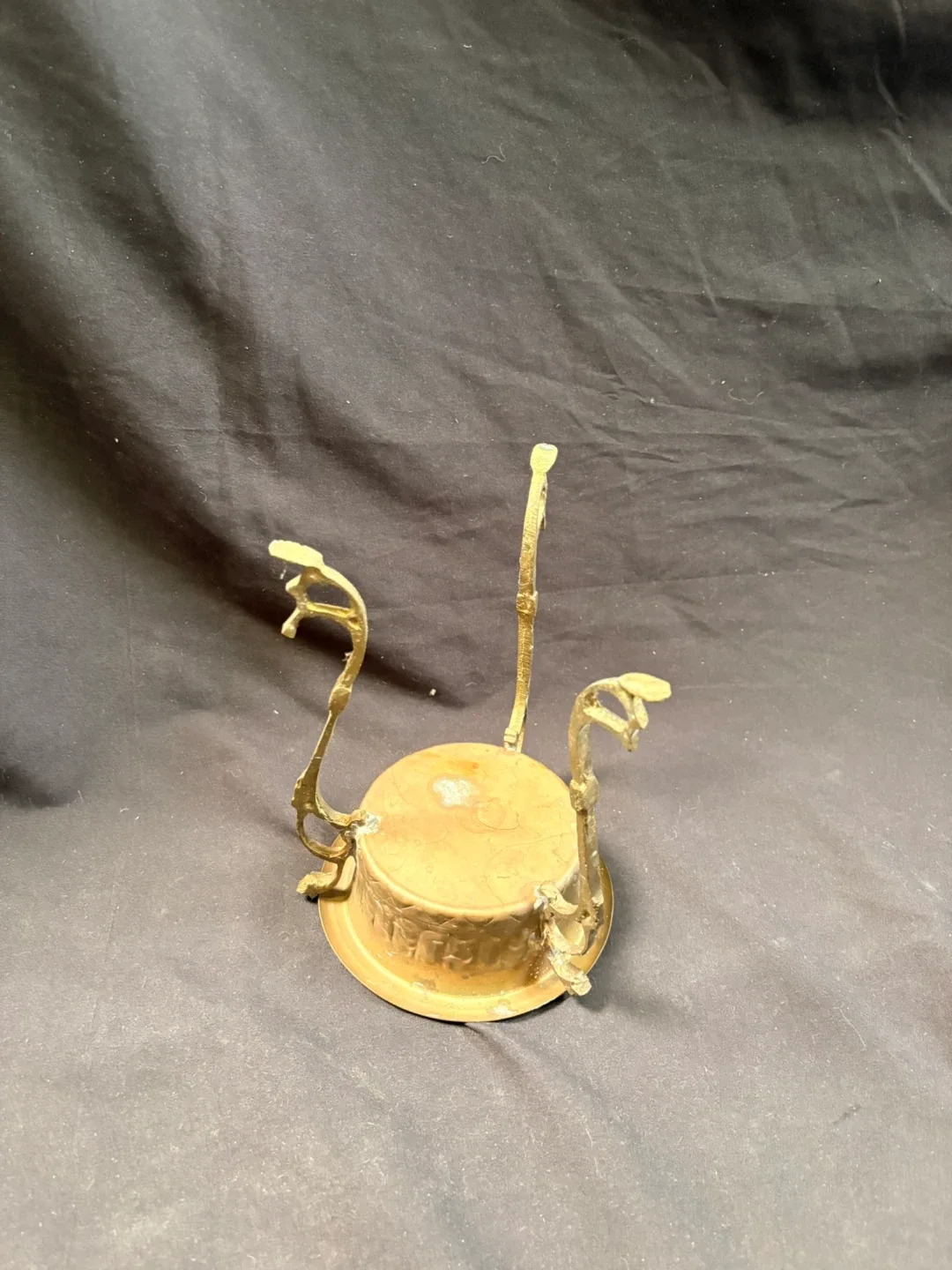 FREE Vintage Brass candle holder Bowl with Legs image indicator(4)