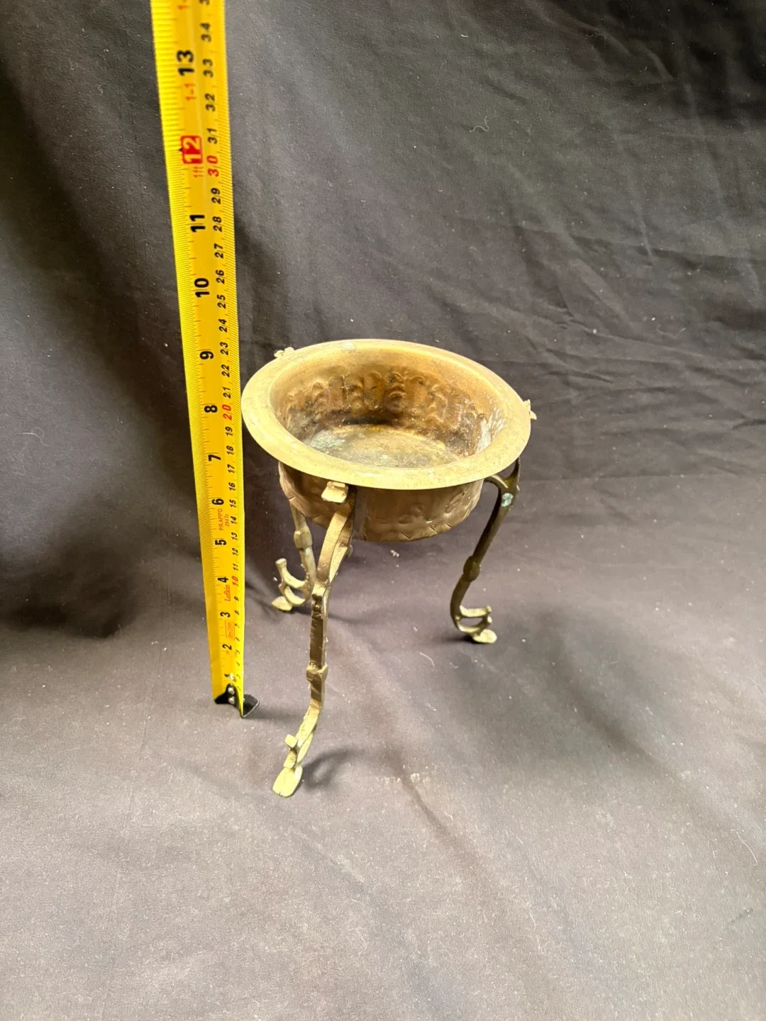 FREE Vintage Brass candle holder Bowl with Legs image indicator(5)
